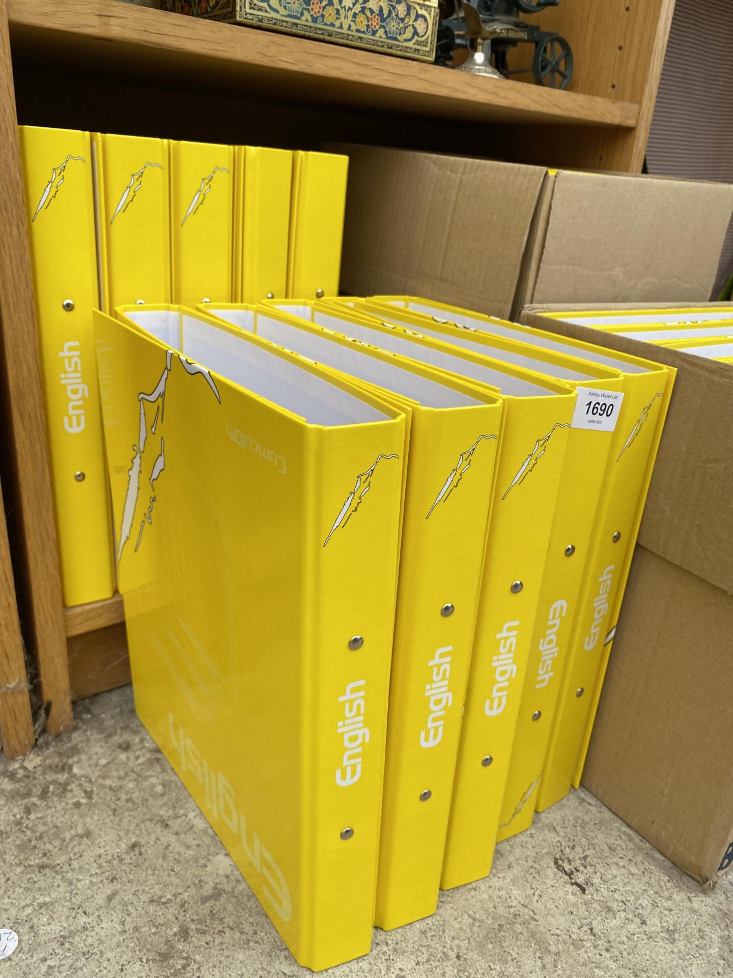 A LARGE QUANTITY OF YELLOW LEVER ARCH FILES - Image 2 of 4