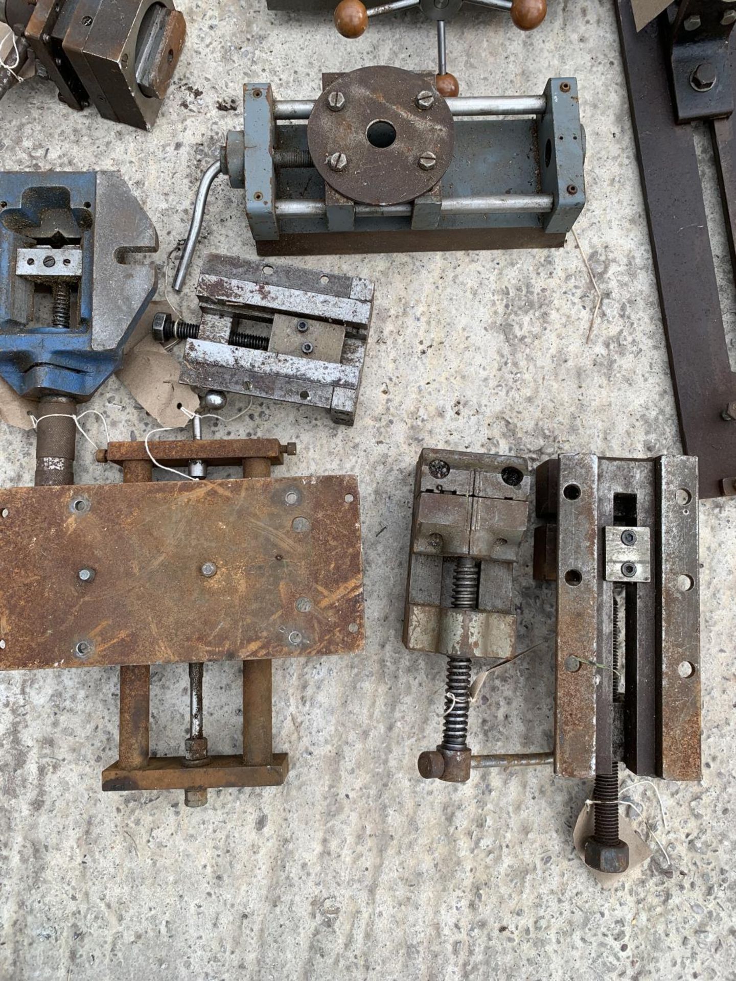 EIGHT VARIOUS LATHE PARTS AND ATTACHMENTS NO VAT - Image 3 of 4