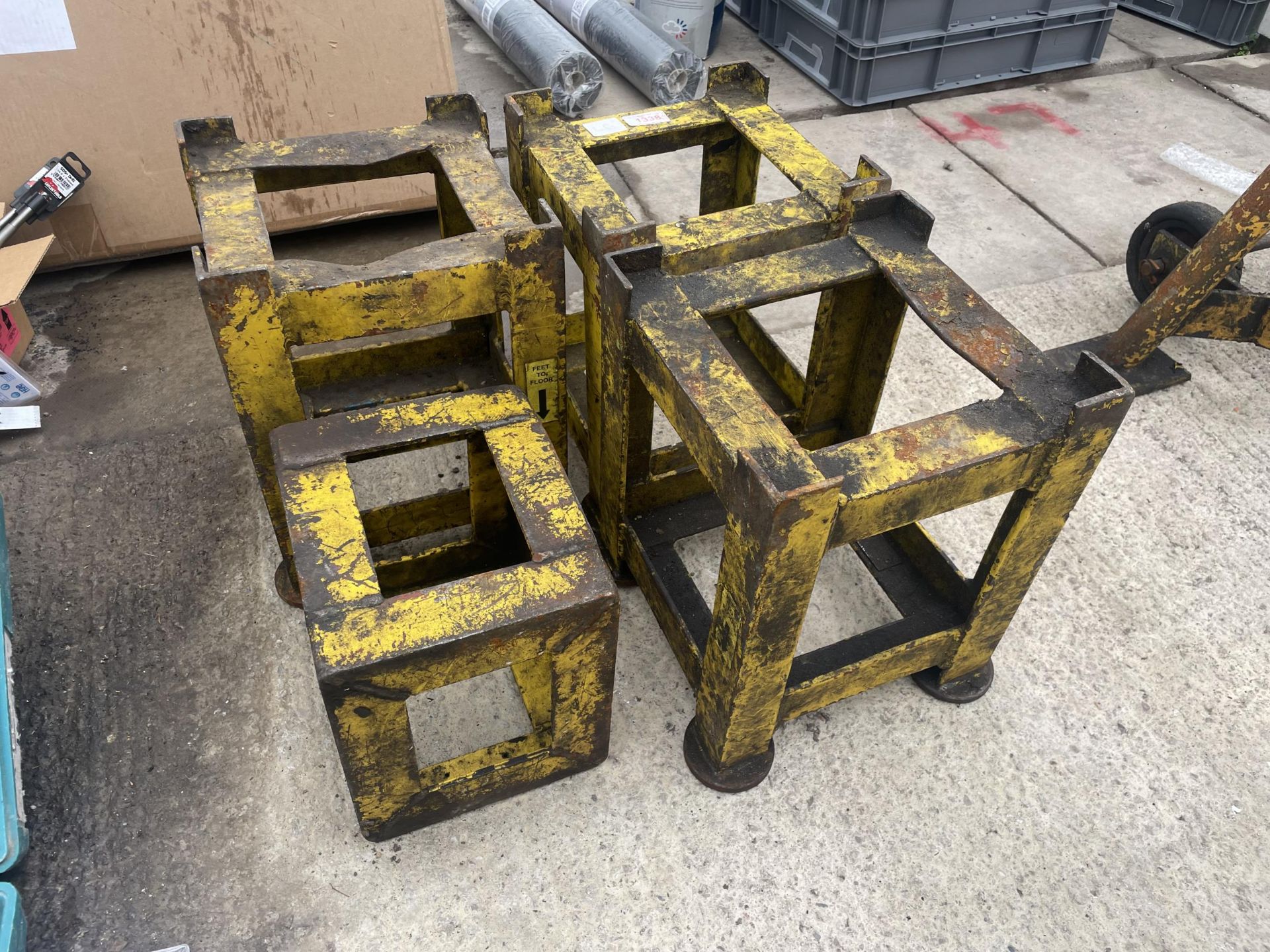 FOUR METAL AXLE STANDS - NO VAT