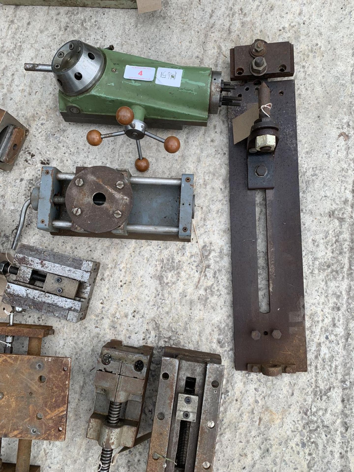 EIGHT VARIOUS LATHE PARTS AND ATTACHMENTS NO VAT - Image 4 of 4