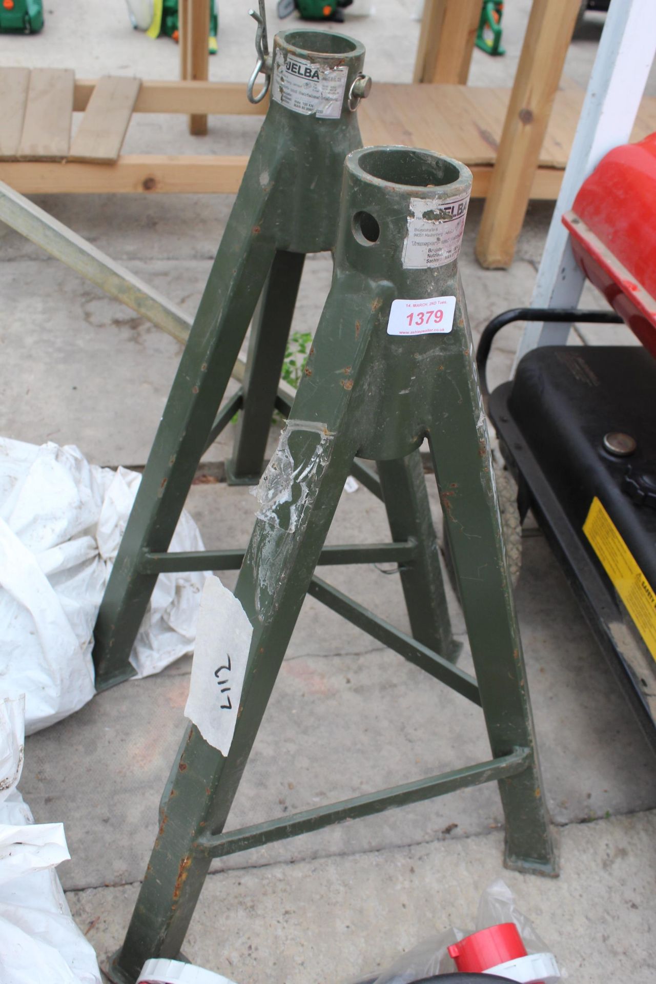 PAIR AXLE STANDS + VAT