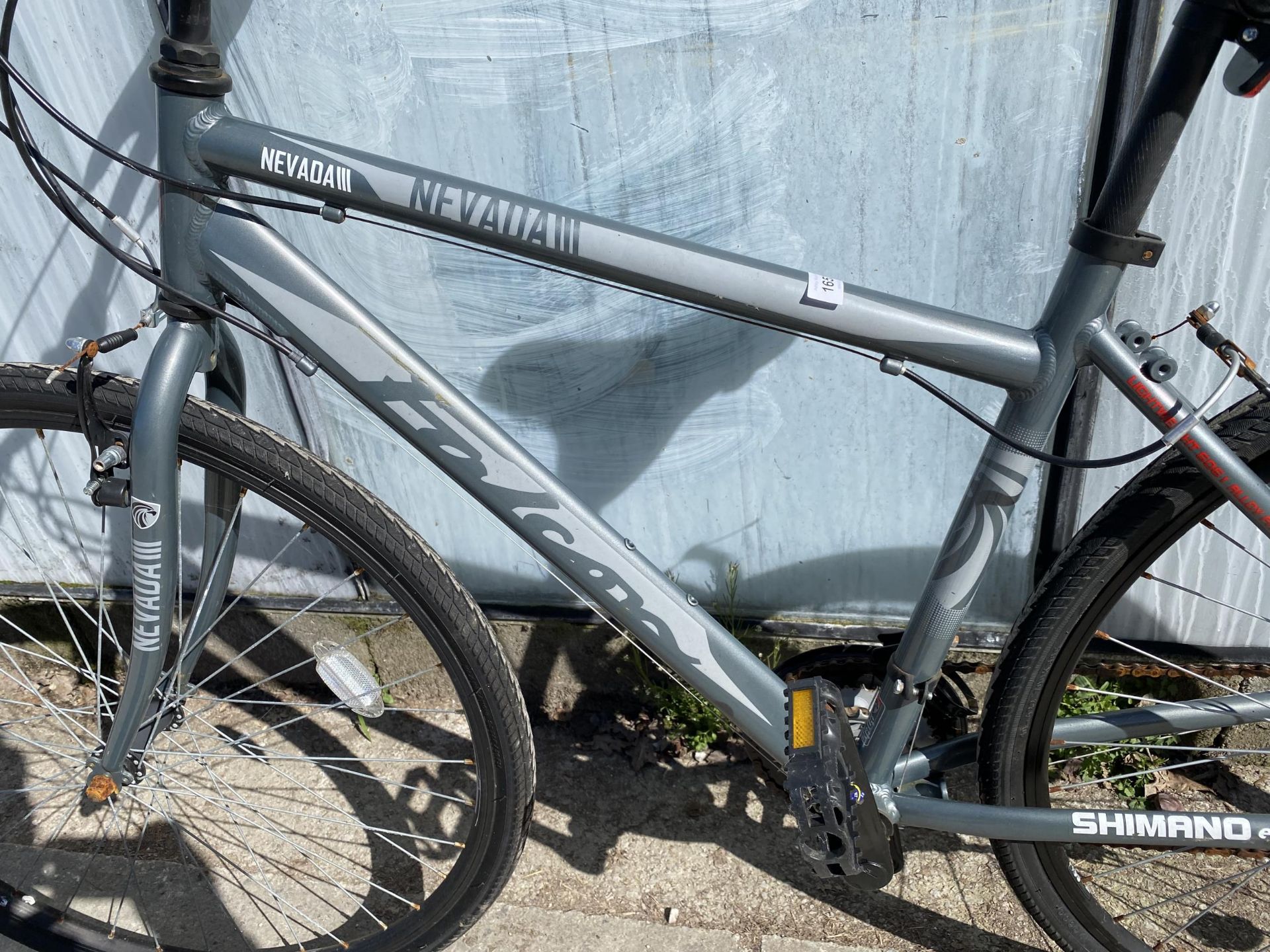 A GENTS FALCON NEVADA III BIKE WITH 18 SPEED SHIMANO GEAR SYSTEM - Image 2 of 3