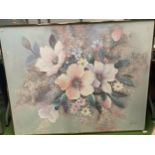A LARGE FLORAL OIL ON CANVAS PAINTING SIGNED LEE REYNOLDS 128CM X 102CM