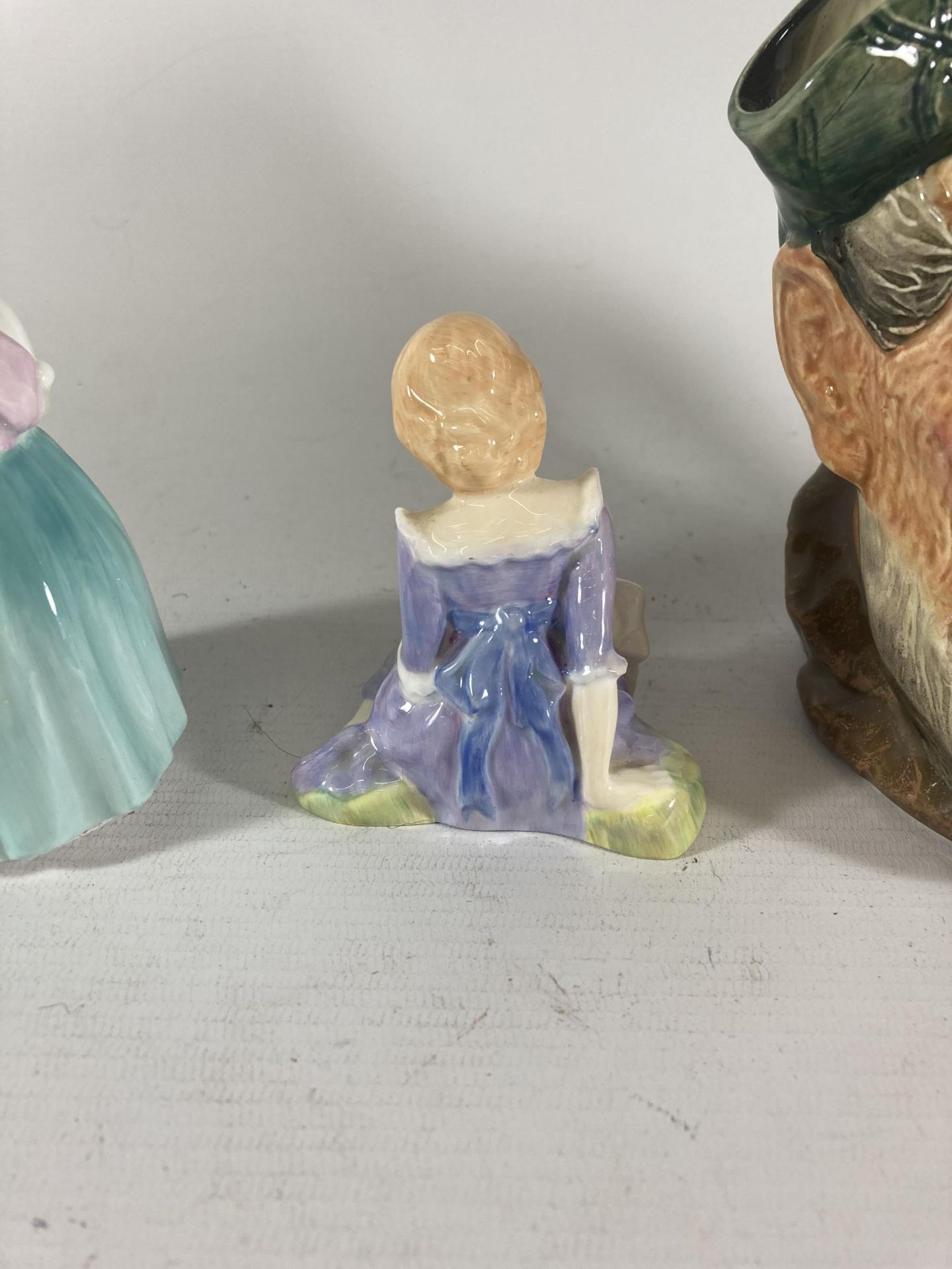 THREE CERAMICS TO INCLUDE A TOBY JUG "OWD MAC" AND TWO ROYAL DOULTON FIGURINES "BUNNY" AND "MARY HAD - Image 6 of 10