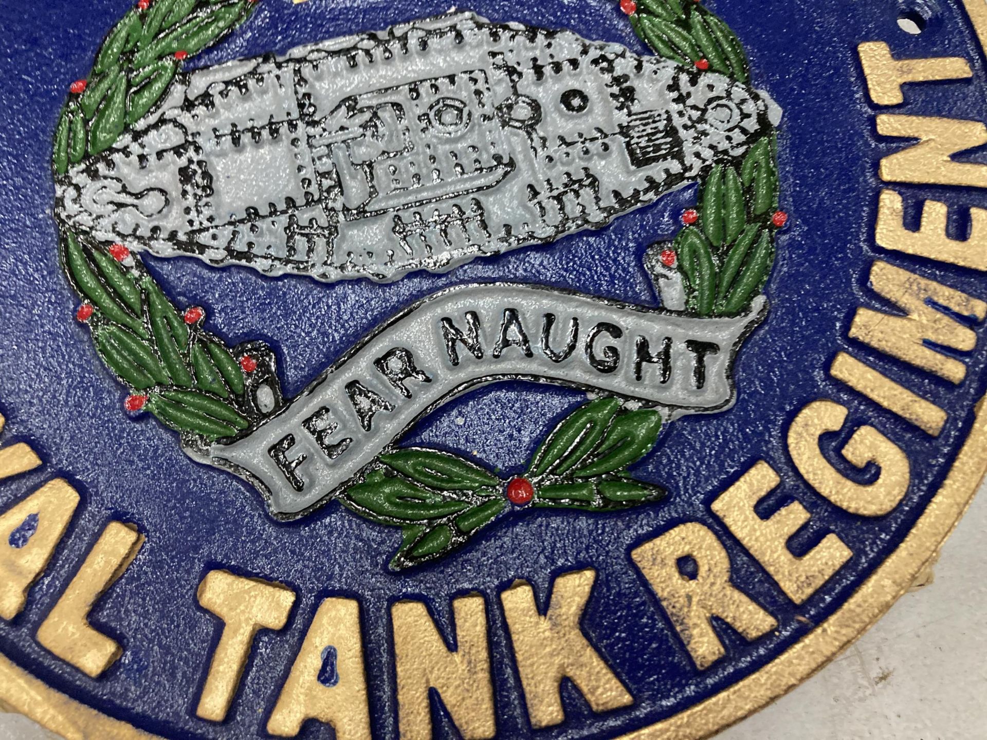 A ROYAL TANK REGIMENT CAST SIGN DIAMETER 23.5CM - Image 3 of 3