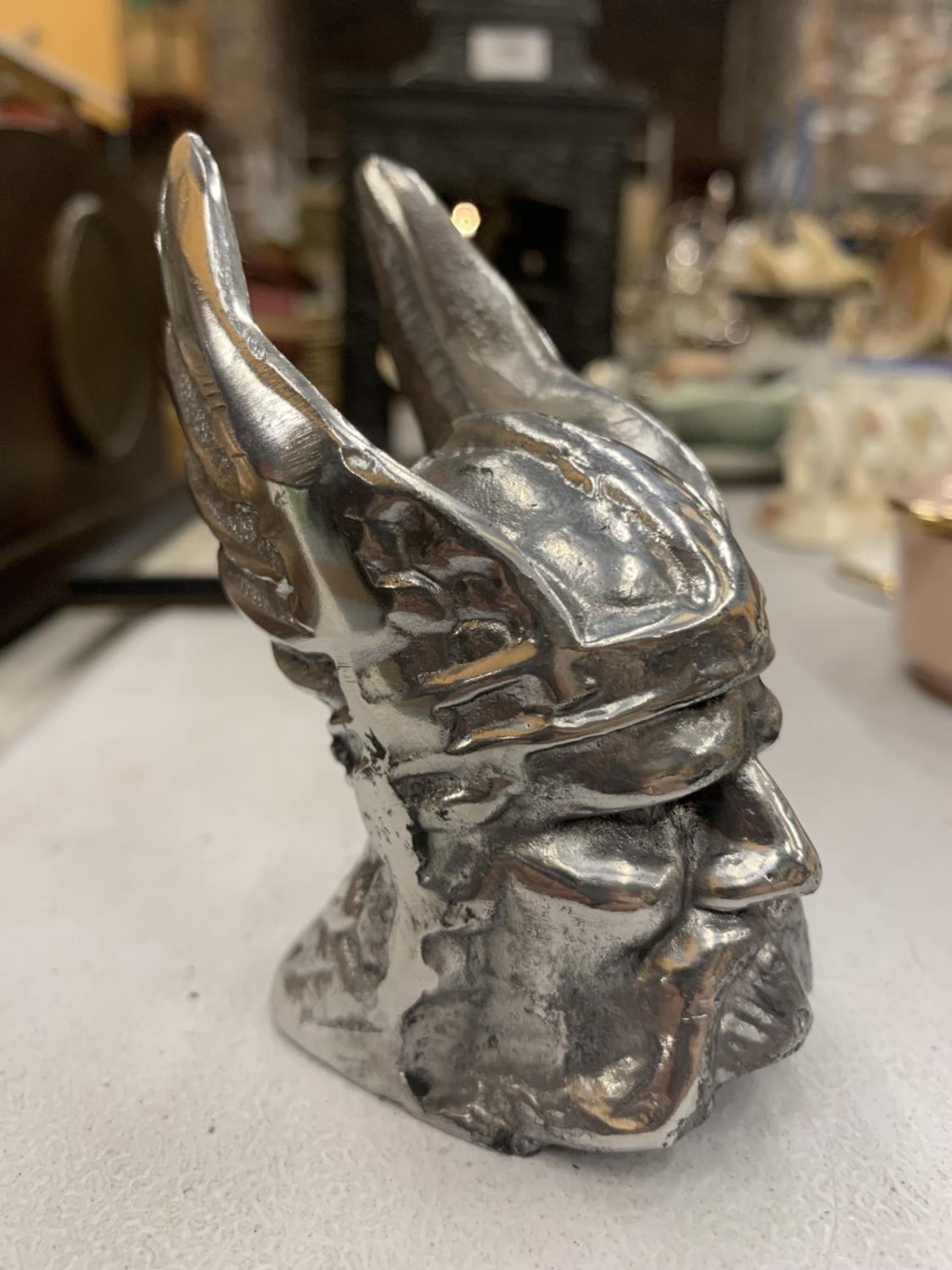 A WHITE METAL VIKINGS HEAD MODEL HEIGHT 10CM - Image 2 of 4