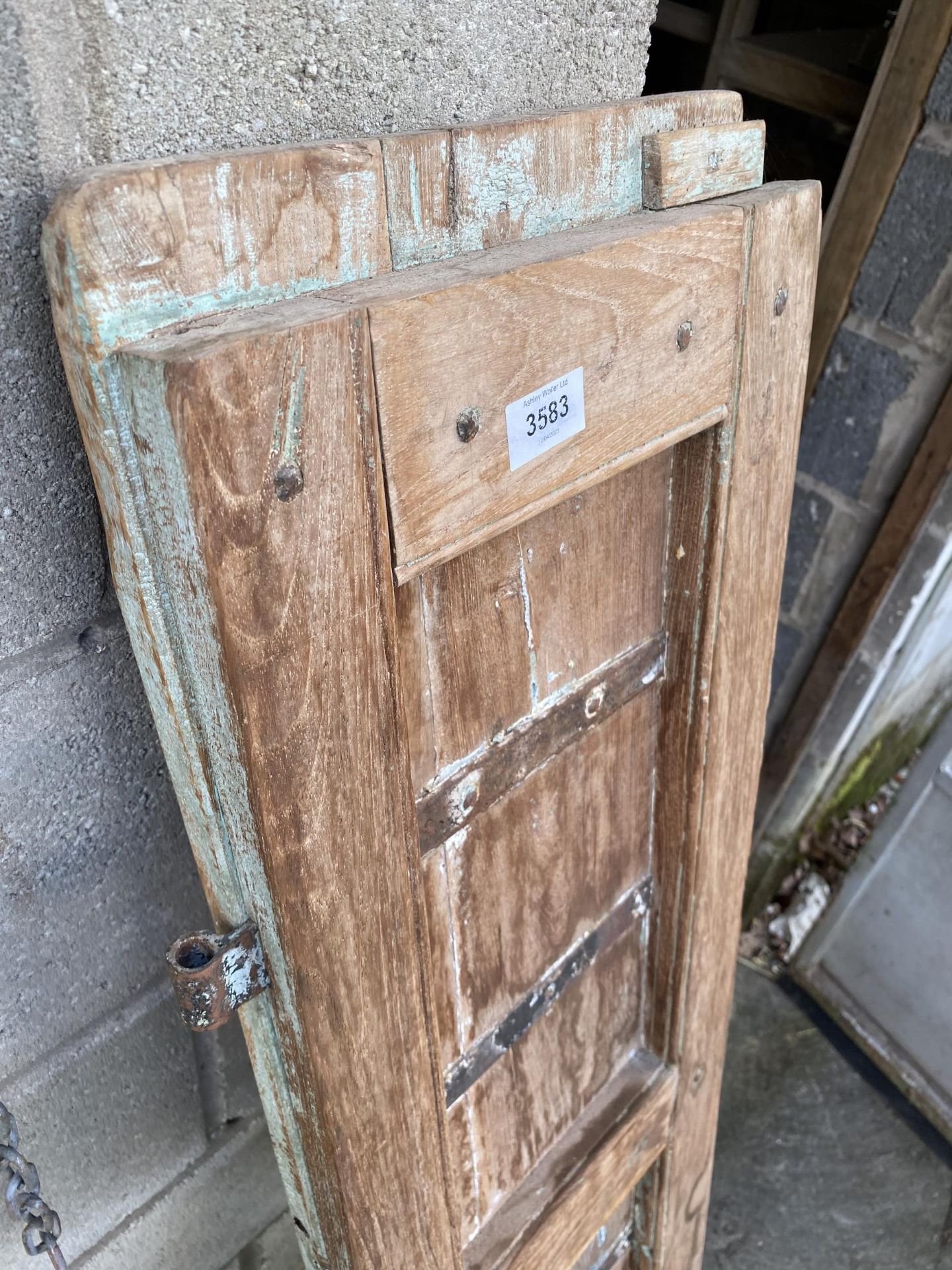 A VINTAGE INDIAN HARDWOOD PANEL - Image 2 of 3