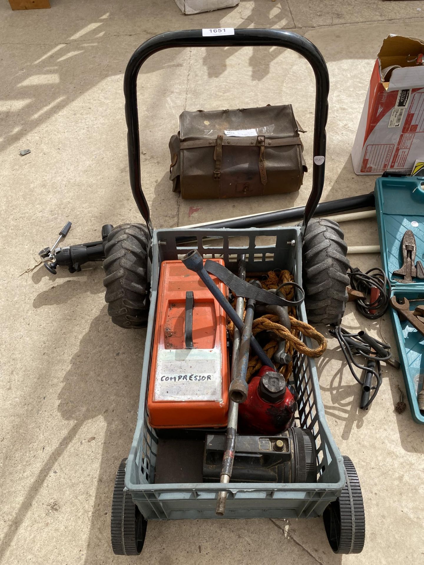 AN ASSORTMENT OF ITEMS TO INCLUDE A TROLLEY, A BOTTLE JACK AND SPANNERS ETC