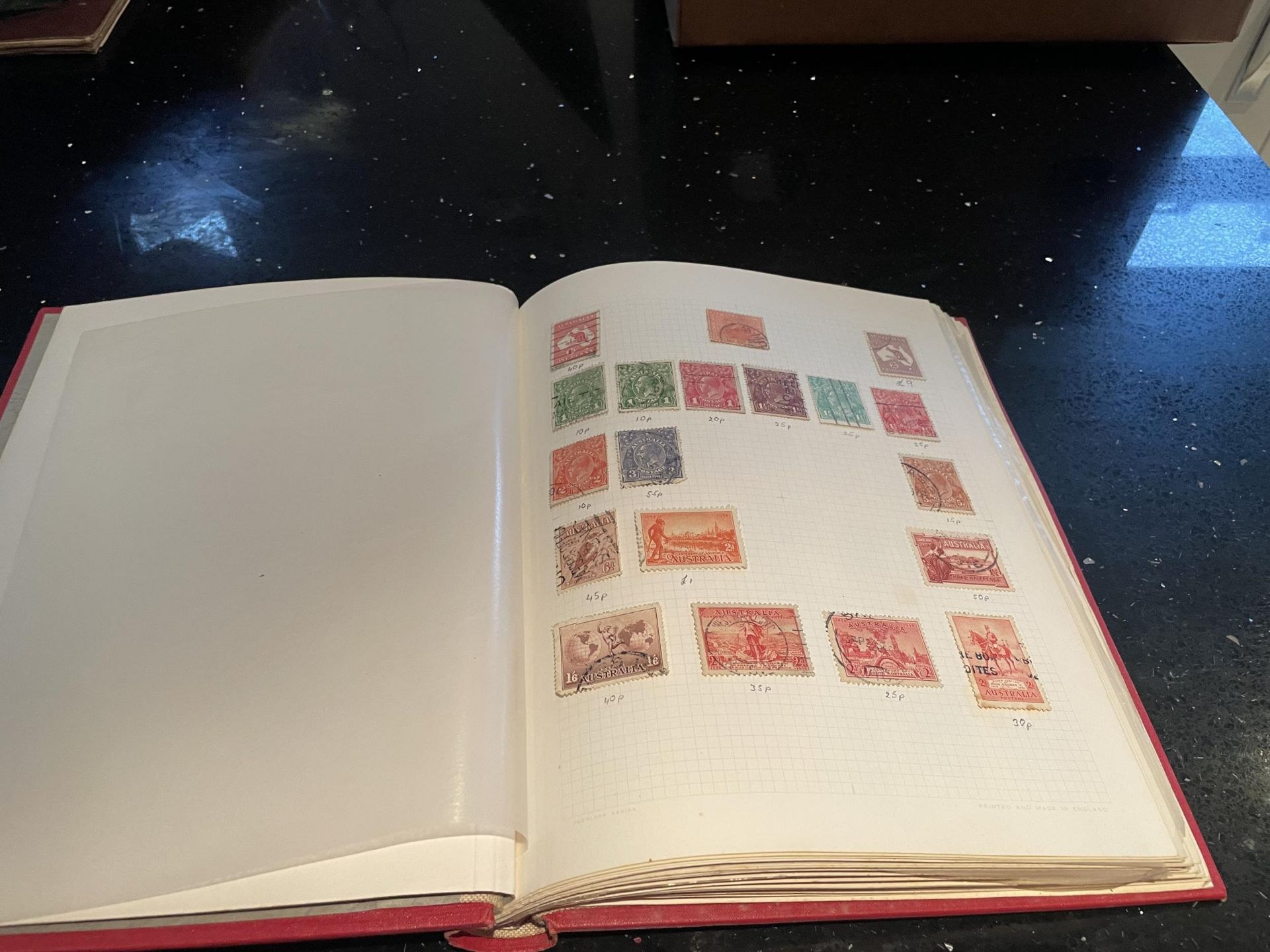 THE SENATOR STAMP ALBUM OF COMMONWEALTH AND WORLD STAMPS - Image 2 of 5