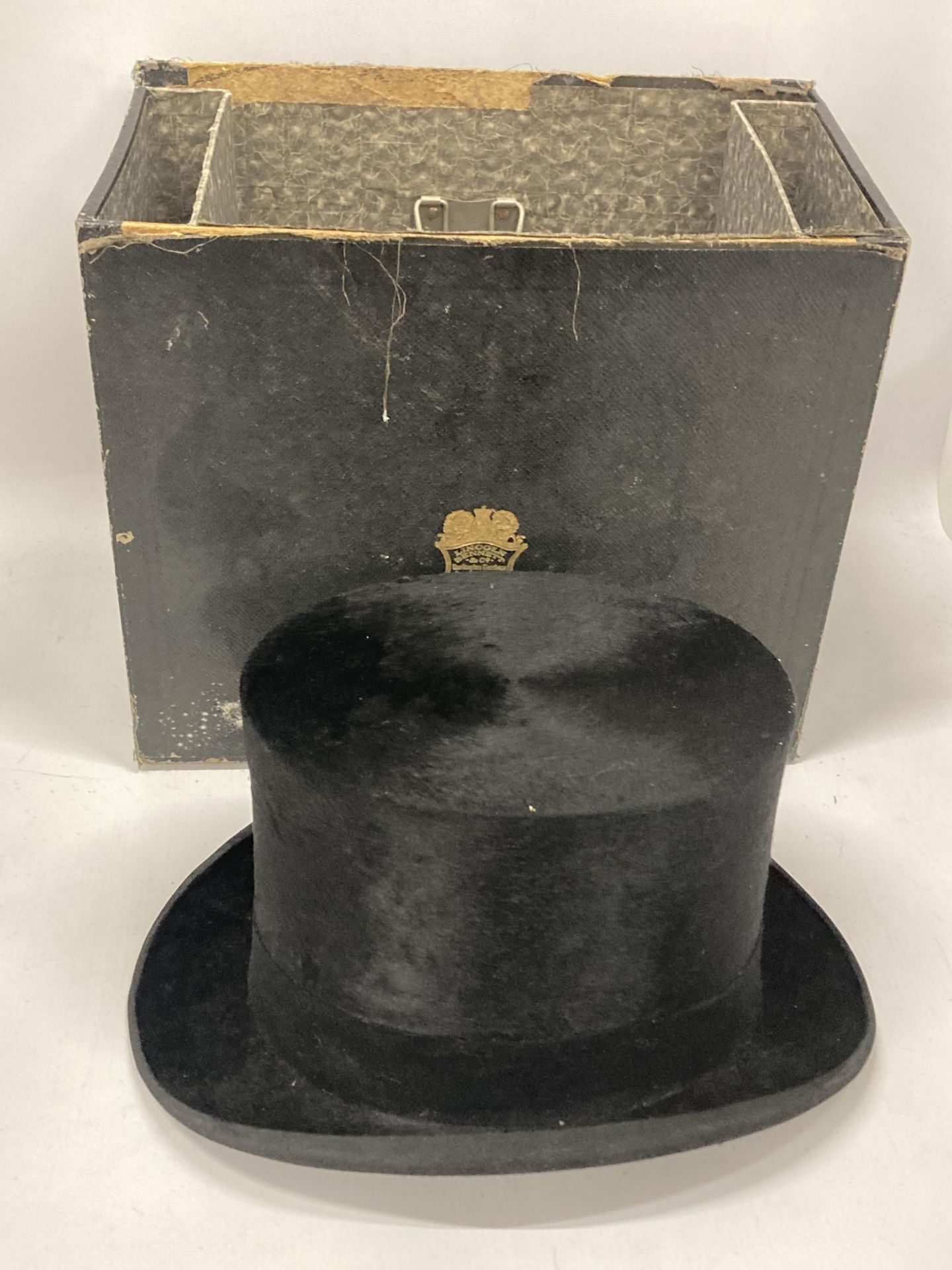 A VINTAGE CASED BATTERSBY & CO, LONDON TOP HAT