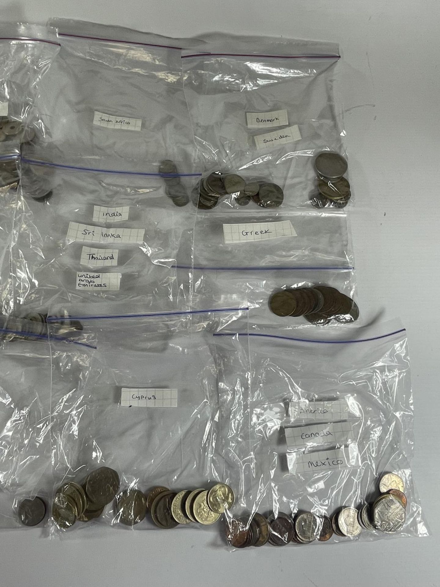 A QUANTITY OF COINS AND NOTES FROM AROUND THE WORLD - Image 2 of 4