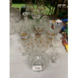 A QUANTITY OF GLASSWARE TO INCLUDE WINE GLASSES, SHERRY, LICQUOR, VINTAGE VASES, ETC