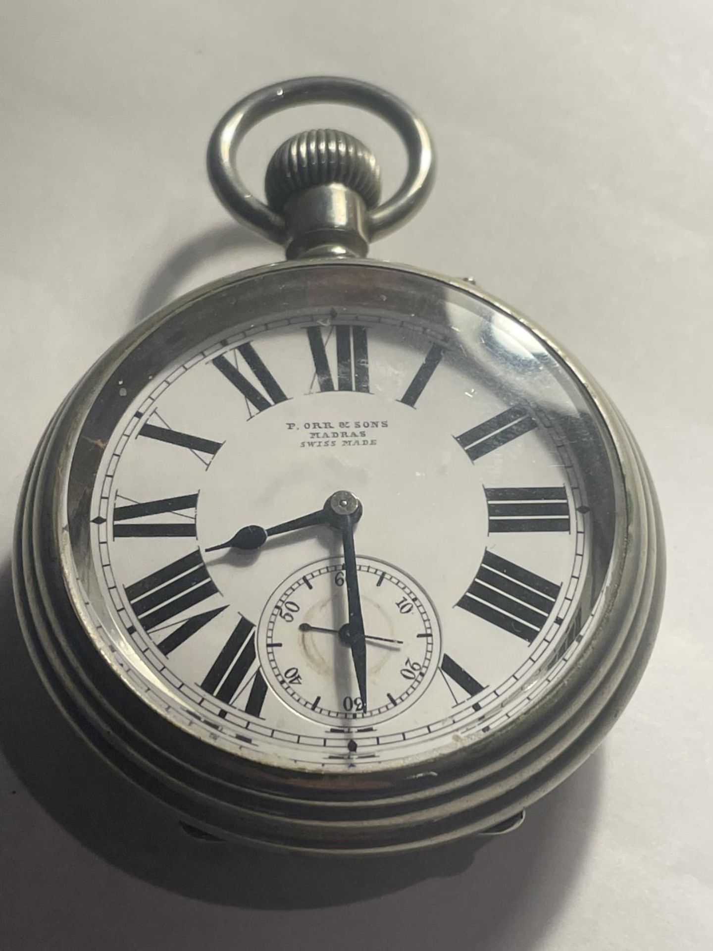 AN EARLY 20TH CENTURY POCKET WATCH SEEN WORKING BUT NO WARRANTY