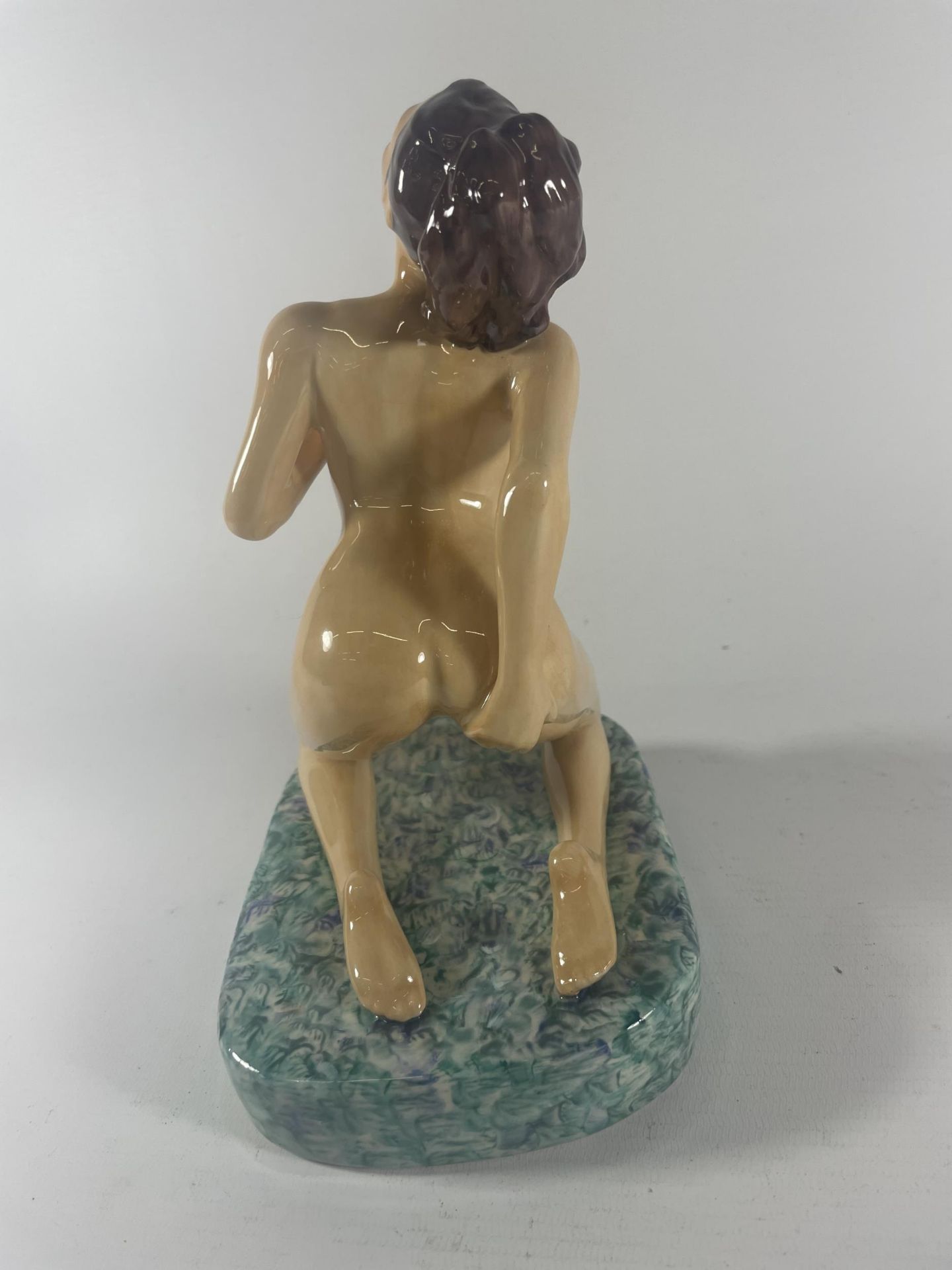 A PEGGY DAVIES 1/1 COLOURWAY LOLITA NUDE FIGURE - Image 3 of 4