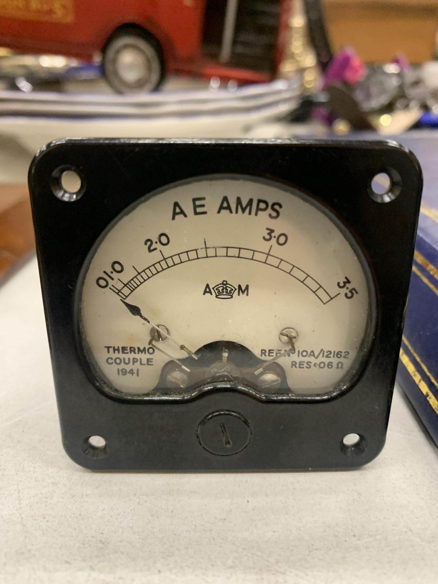 A MILITARY (AIR MINISTRY) GAUGE