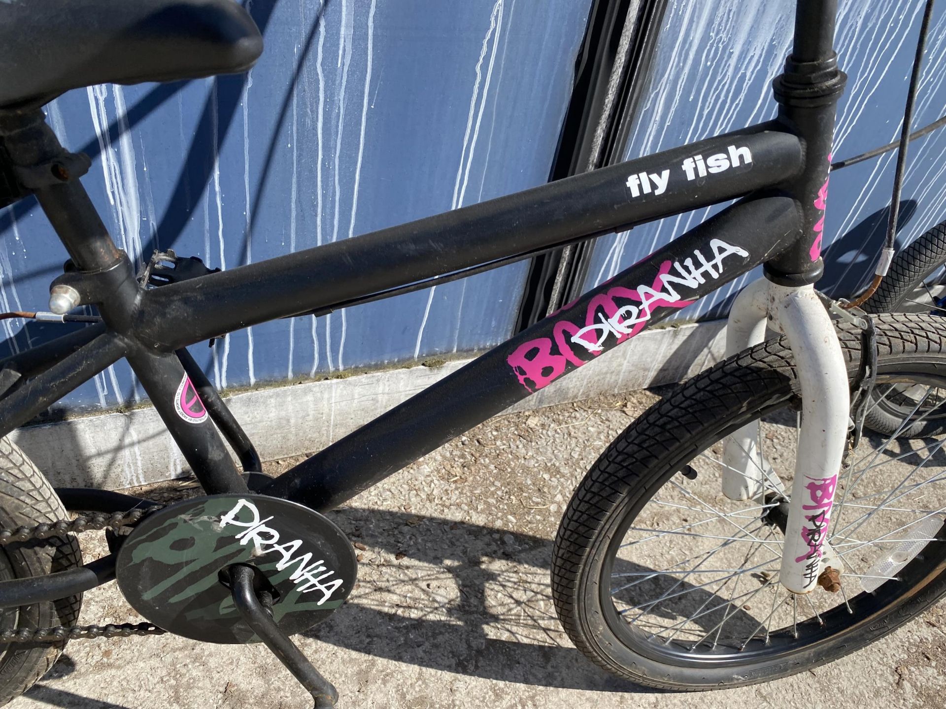 A PIRANHA FLY FISH BMX BIKE - Image 2 of 3