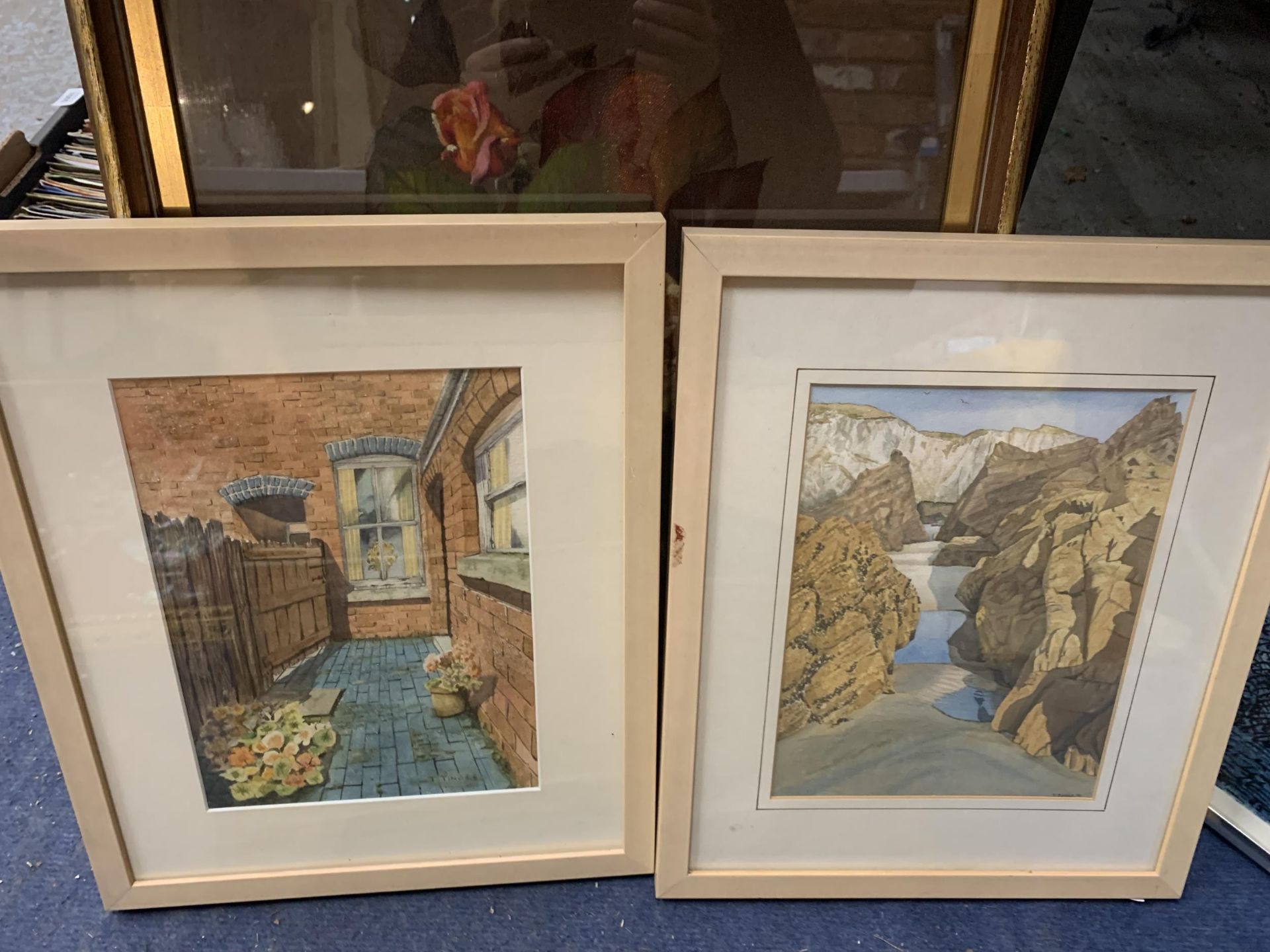 TWO FRAMED SIGNED T TINGLE WATERCOLOURS, A FRAMED PASTEL OF FLOWERS DATED 1970 AND A WATERCOLOUR - Image 3 of 4