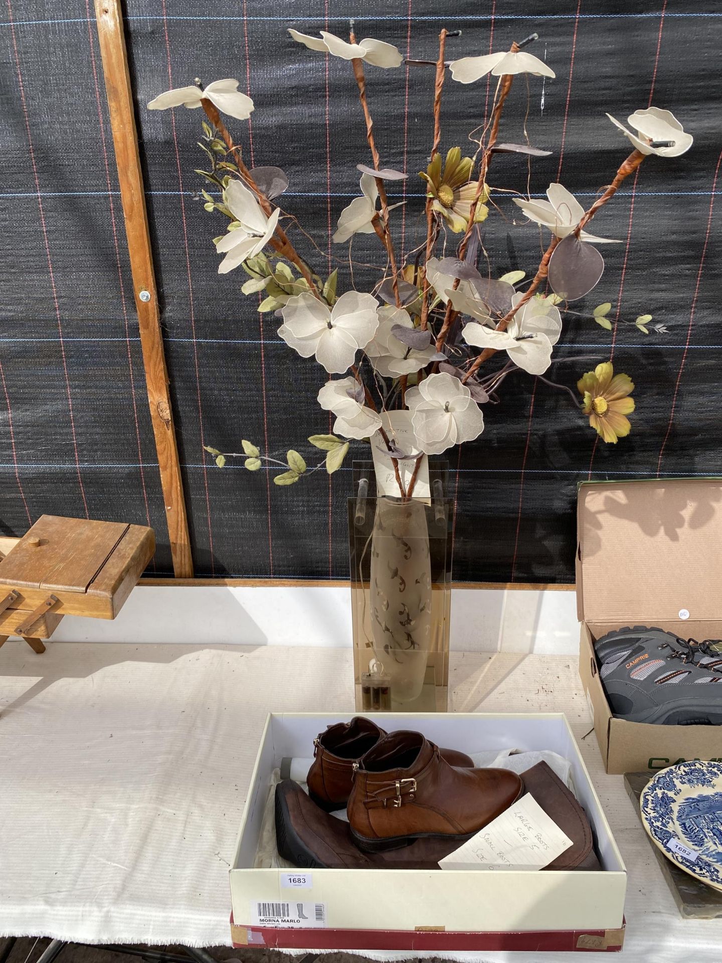 TWO PAIRS OF LADIES BOOTS AND A DECORATIVE GLASS VASE