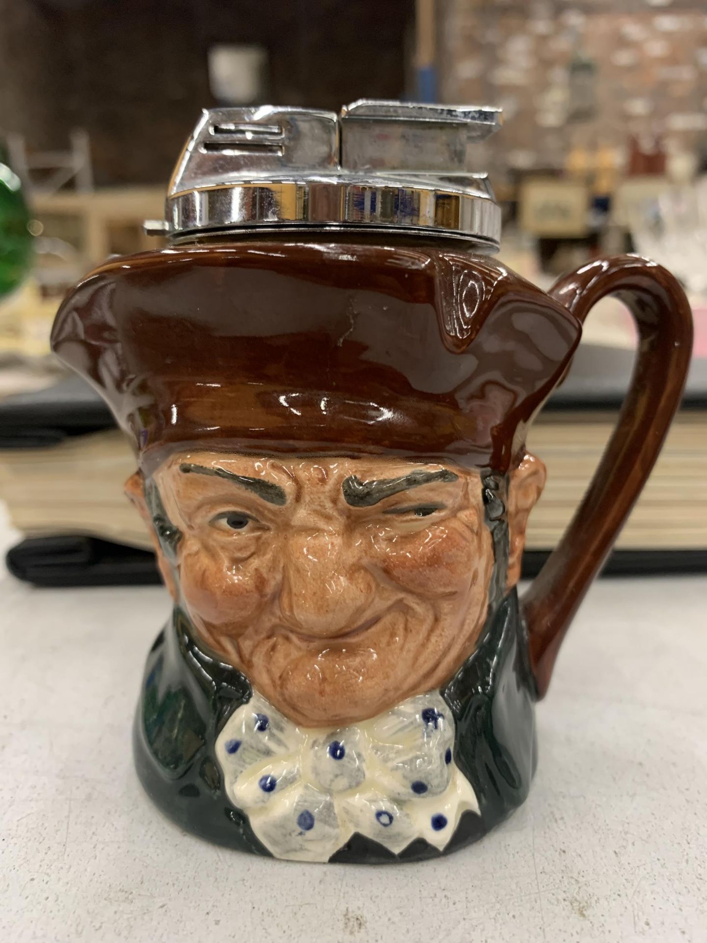 A ROYAL DOULTON 'OLD CHARLEY' TABLE LIGHTER