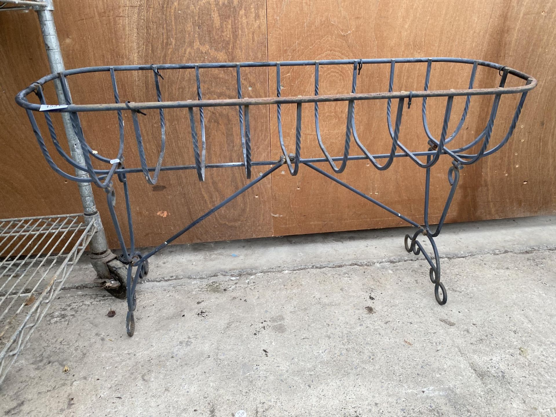 A WROUGHT IRON HAYRACK TROUGH PLANTER ON LEGS (L:91CM) - Image 2 of 4