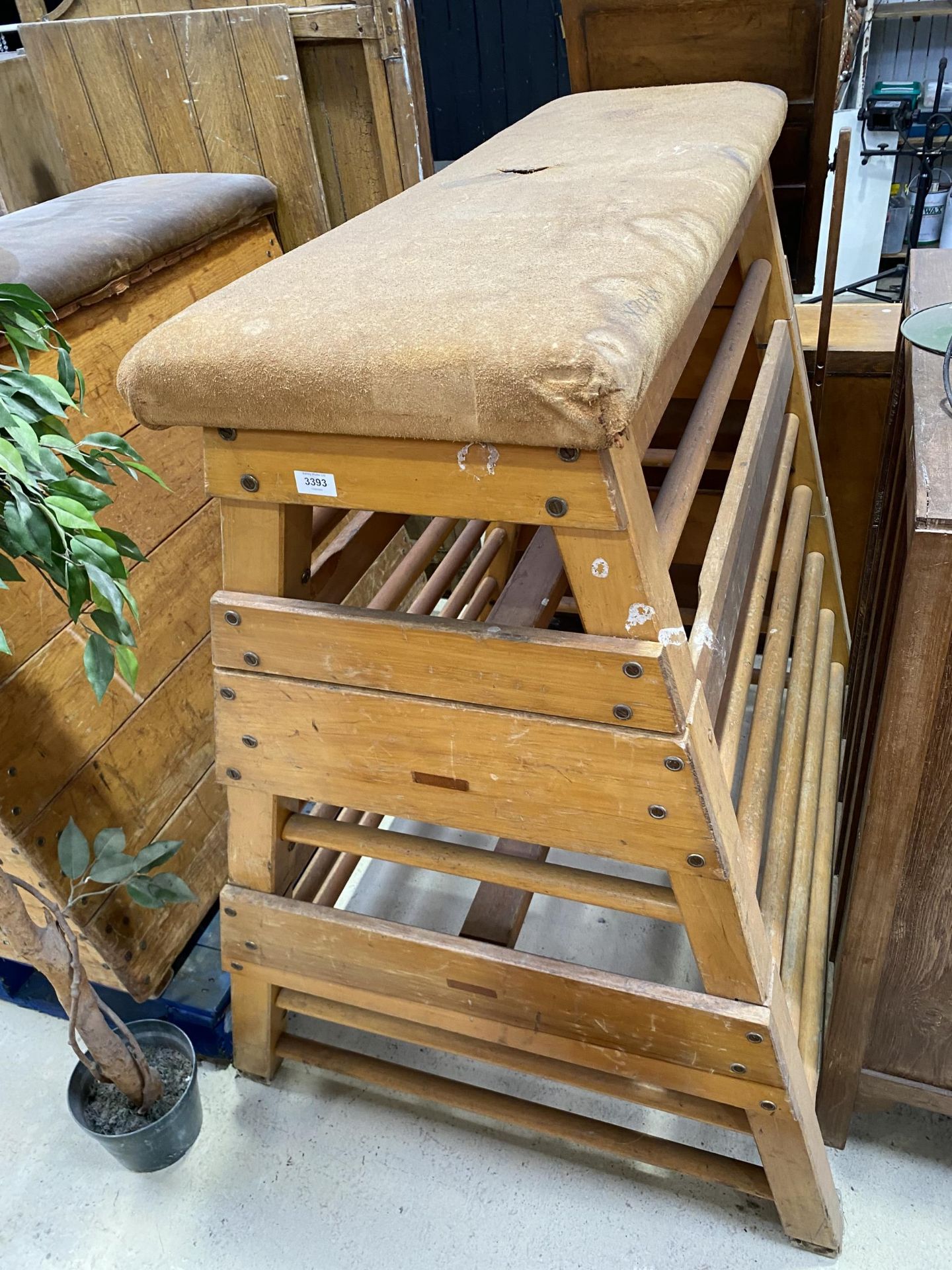 A VINTAGE GYMNASTICS POMMEL HORSE