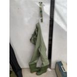 A PAIR OF SIZE 11 OCEAN FISHING CHEST WADERS