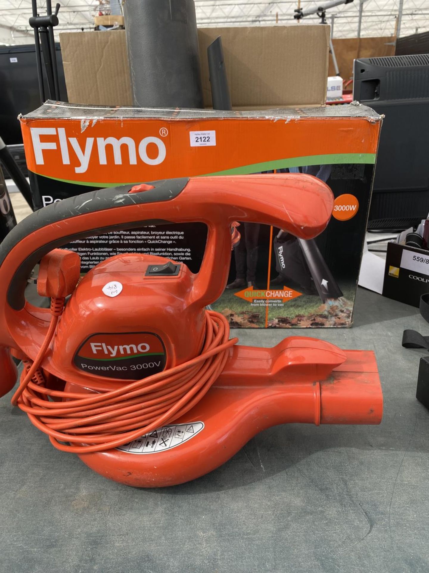 A FLYMO POWERVAC 3000V - Image 2 of 2