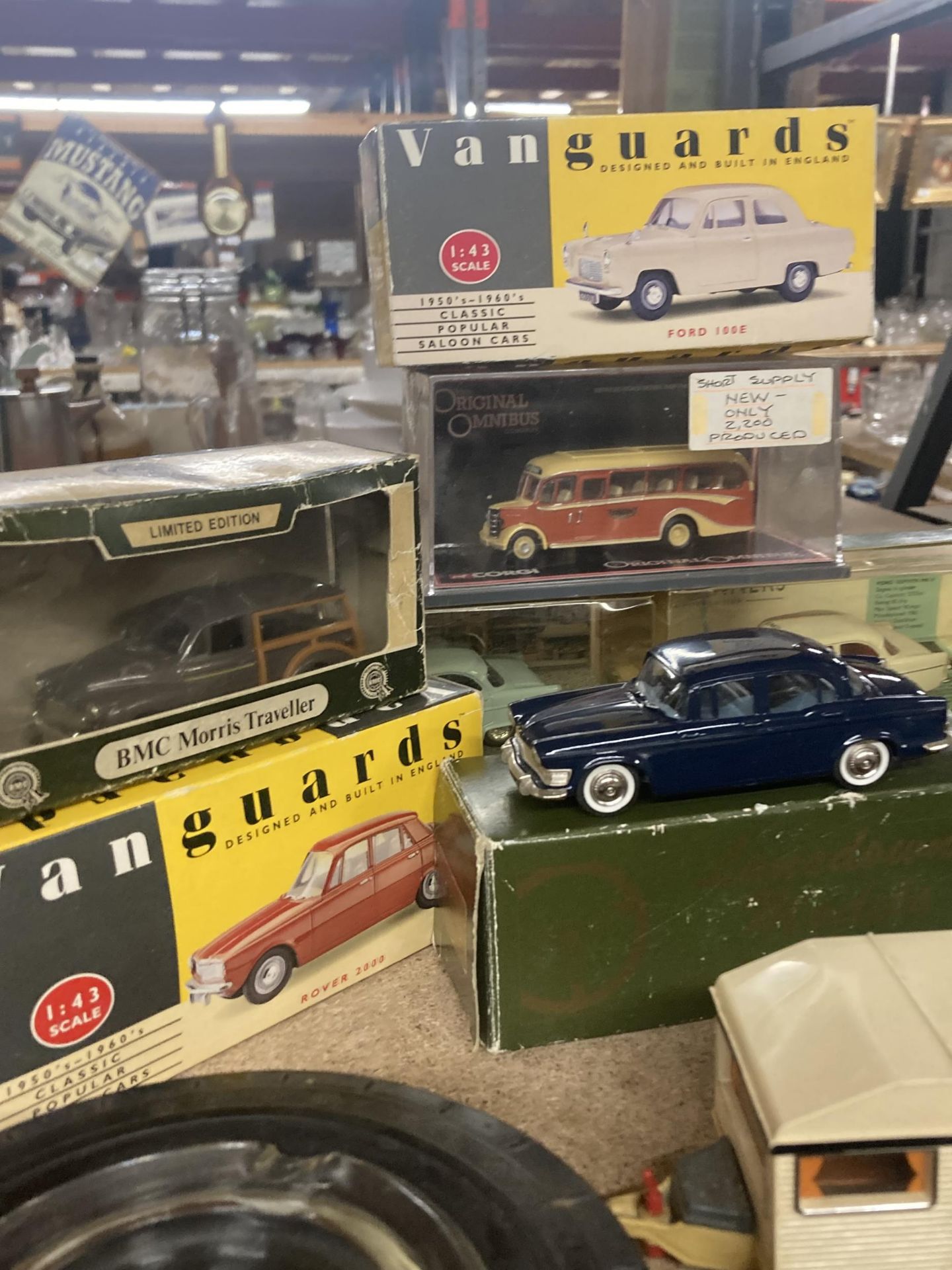 A VARIETY OF CORGI, VANGUARD AND LANSDOWNE MODELS TOGETHER WITH TWO TYRE ASHTRAYS, MATCHBOX CARAVAN, - Image 3 of 5