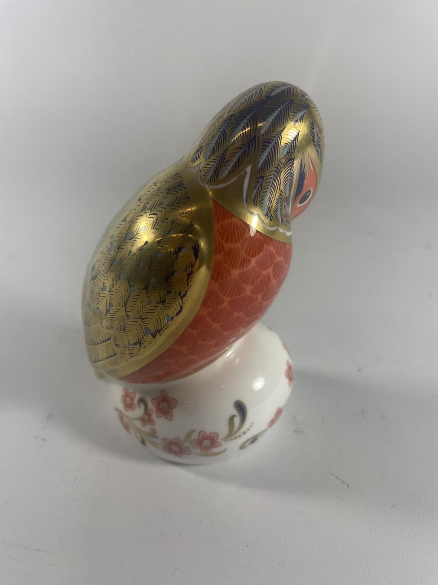 A ROYAL CROWN DERBY KINGFISHER PAPERWEIGHT WITH GOLD STOPPER - Image 2 of 4