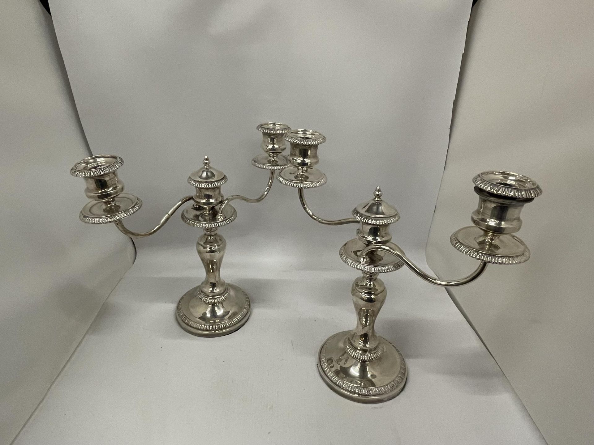 A PAIR OF GOOD QUALITY SILVER PLATED TWIN BRANCH CANDLE HOLDERS - Image 2 of 5