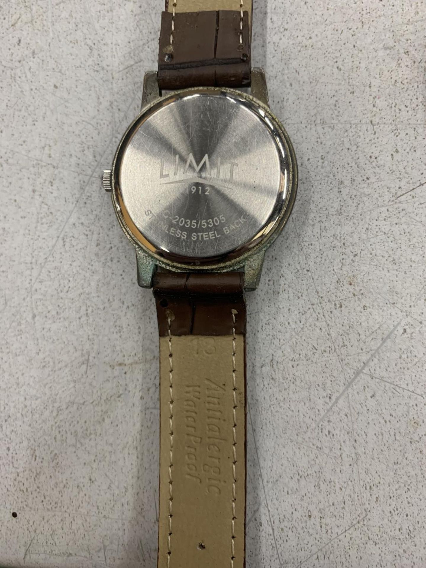 A LIMIT WRISTWATCH, WORKING AT TIME OF CATALOGUING - Image 2 of 2