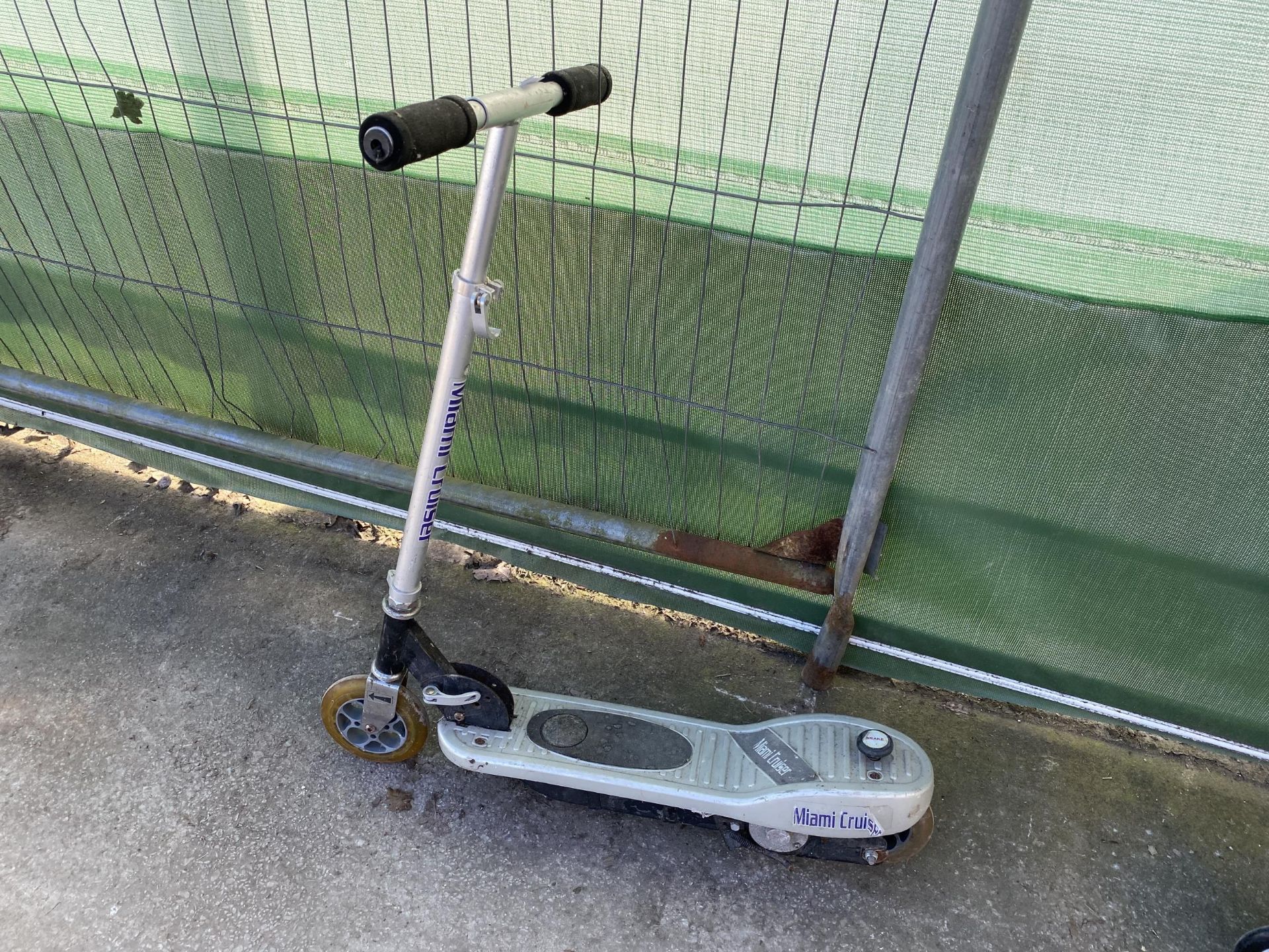 A MIAMI CRUISER ELECTRIC SCOOTER