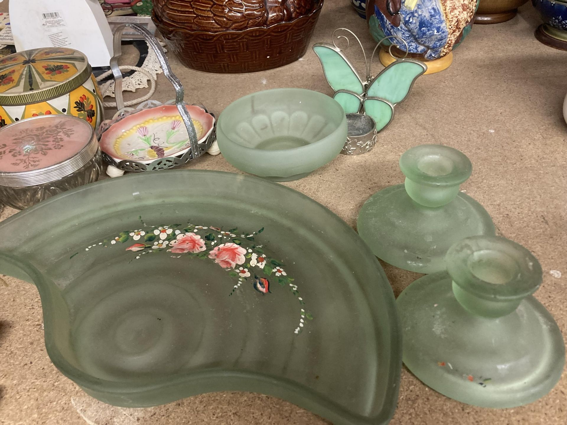 A QUANTITY OF VINTAGE ITEMS TO INCLUDE A PETIT POINT CLOCK AND VANITY SET, GLASS DRESSING TABLE SET, - Image 3 of 5