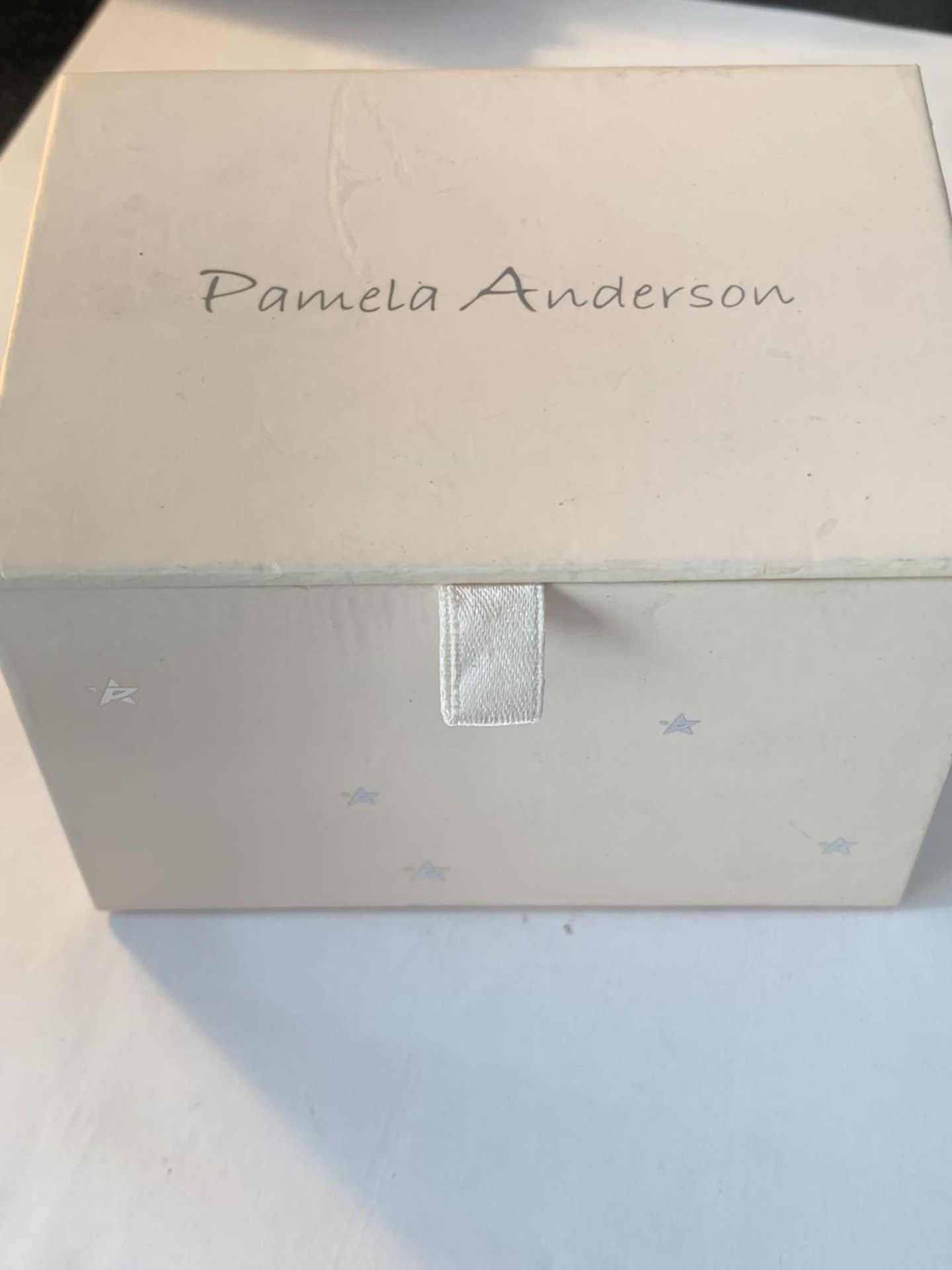 A PAMELA ANDERSON WRISTWATCH IN A PRESENTATION BOX SEEN WORKING BUT NO WARRANTY - Image 2 of 3