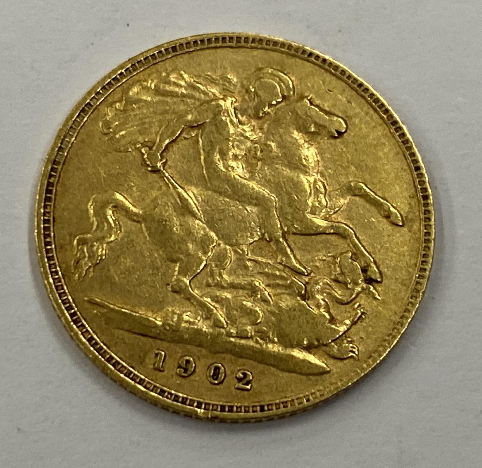 AN EDWARD VII 1902 GOLD HALF SOVEREIGN COIN