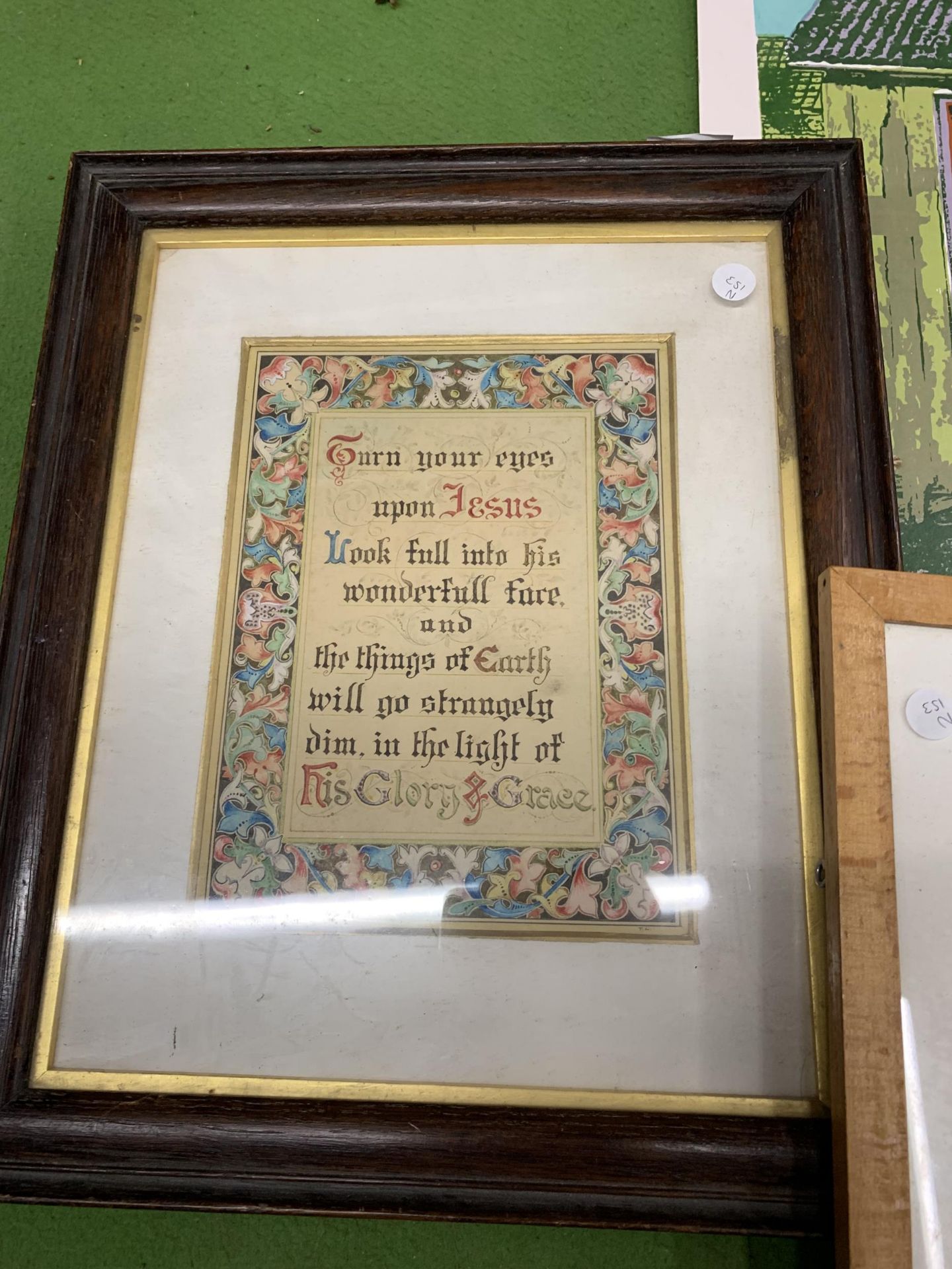 A FRAMED RELIGIOUS TEXT AND A CARDBOARD SHED AND CHICKEN PRINT - Image 2 of 5