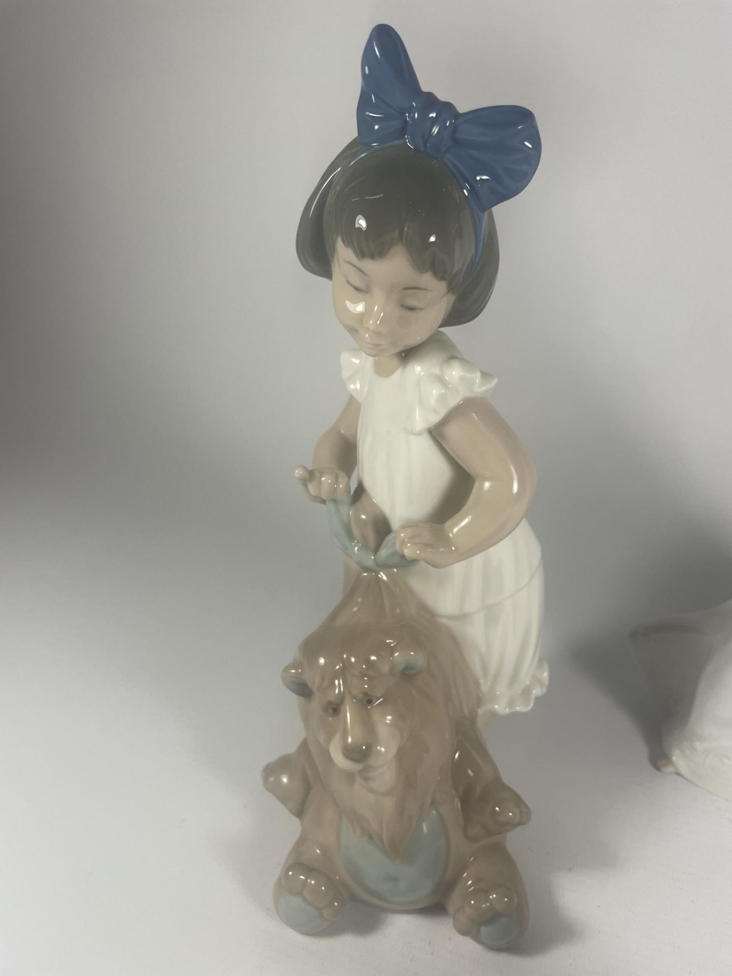 THREE NAO LLADRO FIGURES TO INCLUDE GIRL WITH DOG ETC - Image 3 of 6