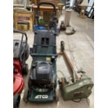 AN ATCO ADMIRAL 16S PETROL LAWN MOWER WITH BRIGGS AND STRATTON ENGINE AND GRASS BOX