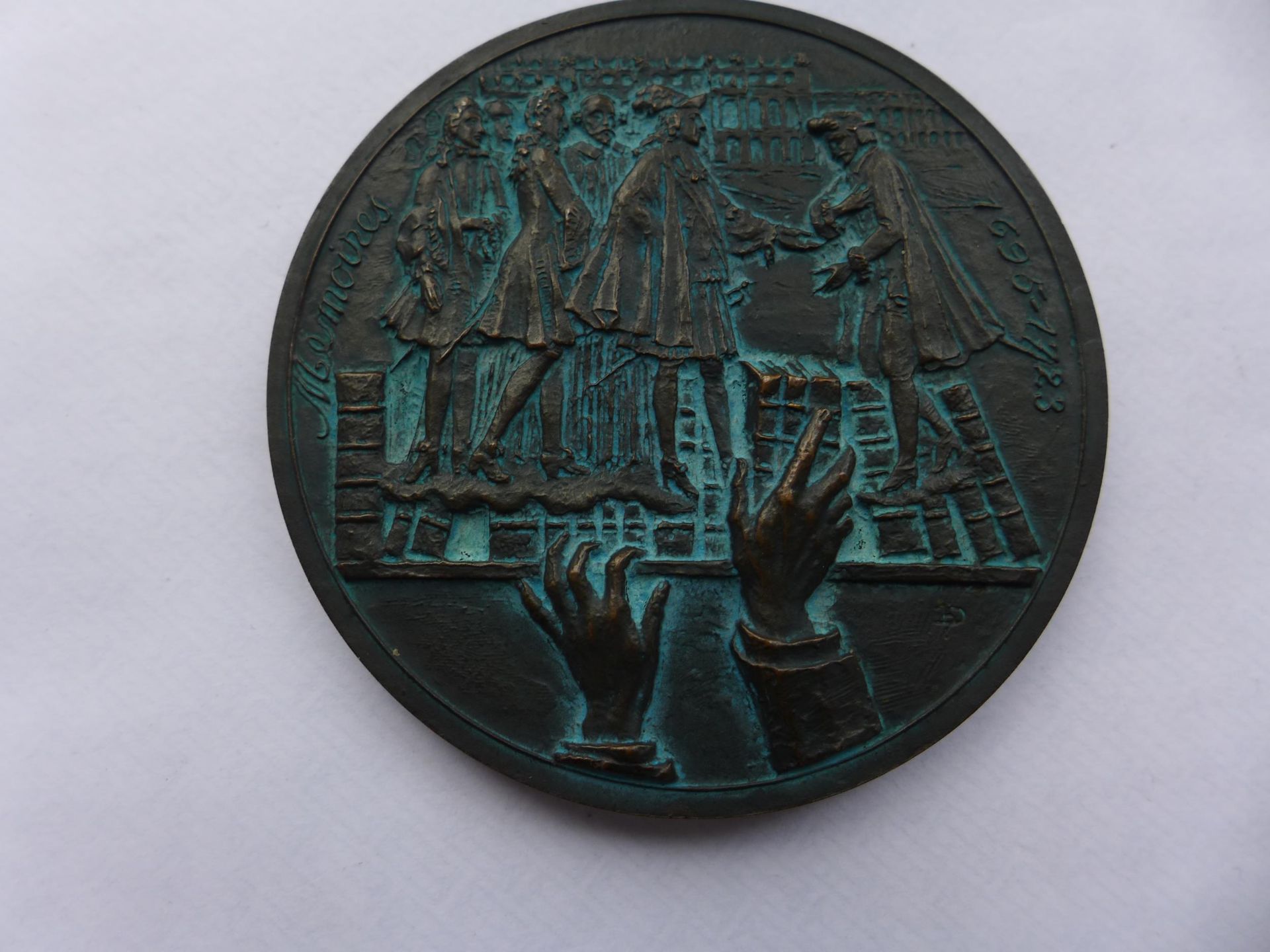 A FRENCH BRONZE LOUIS DUC DE SAINT SIMON PAIR DE FRANCE 1675-1755 MEDAL BY H.DROPSY, 67MM - Image 3 of 4