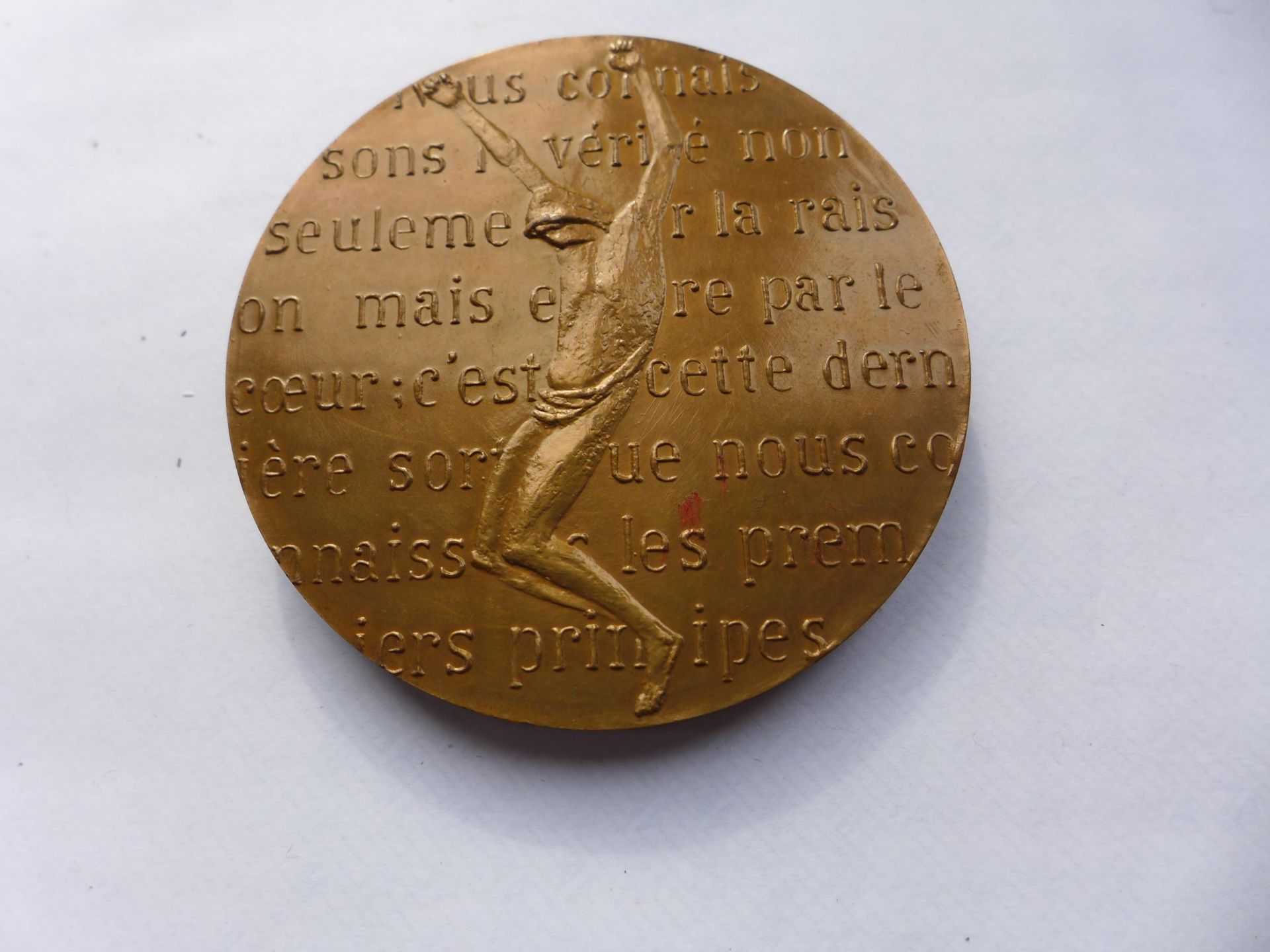 A BRONZE FRENCH BLAISE PASCAL MEDAL BY CHAUVENET, CIRCA 1974, 68MM - Image 2 of 3