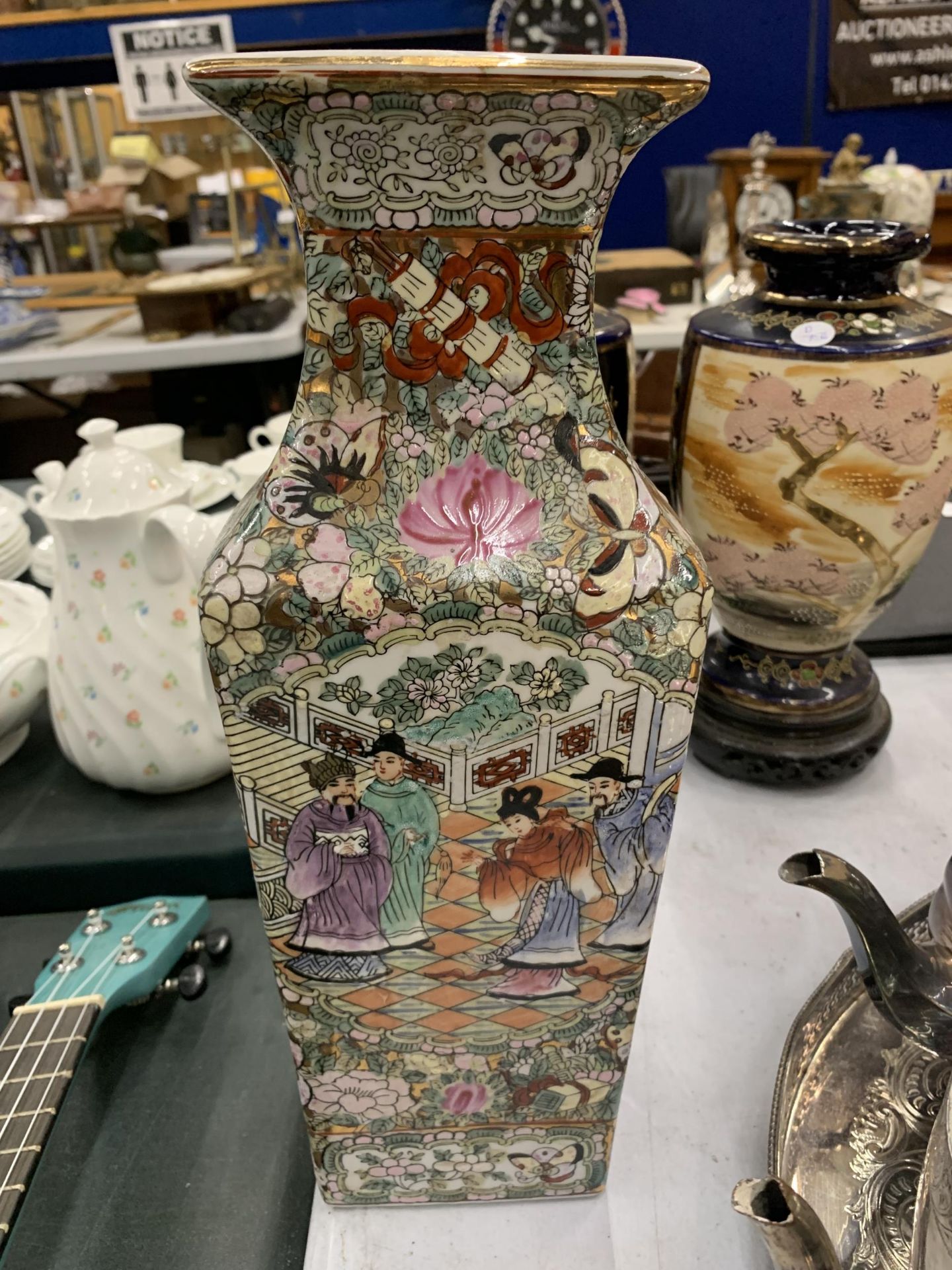 A VINTAGE ORIENTAL VASE WITH FLORAL AND FIGURAL DECORATION HEIGHT 36CM - A/F