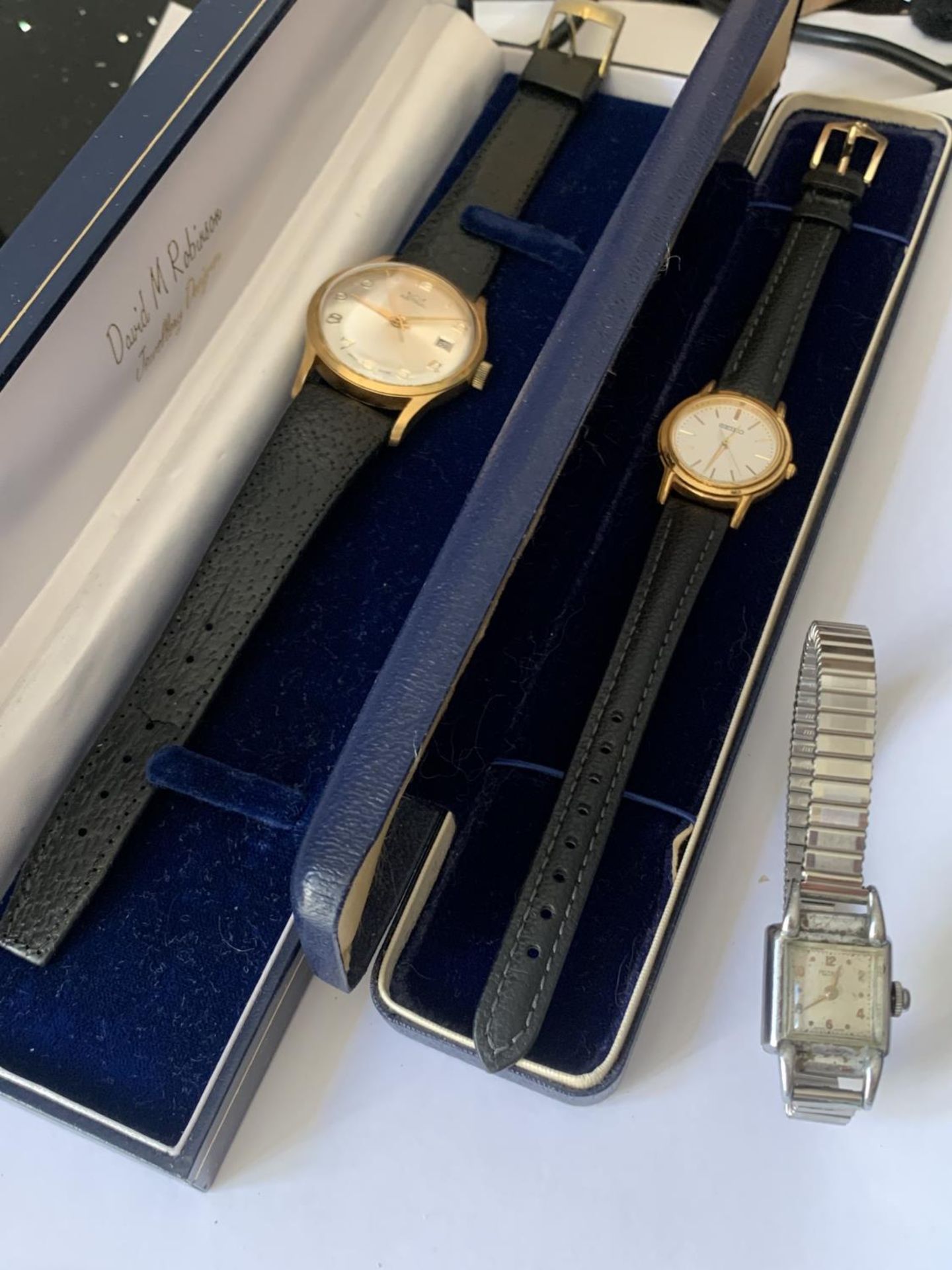THREE WRIST WATCHES TO INCLUDE A ROTARY, SEIKO AND AN ASTRAL