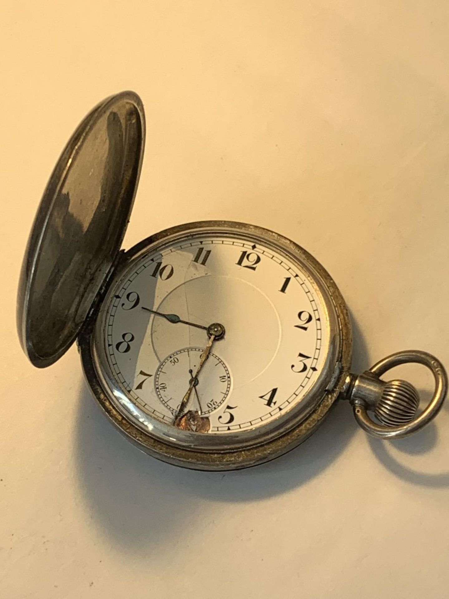 A SILVER HALF HUNTER POCKET WATCH (FACE A/F)