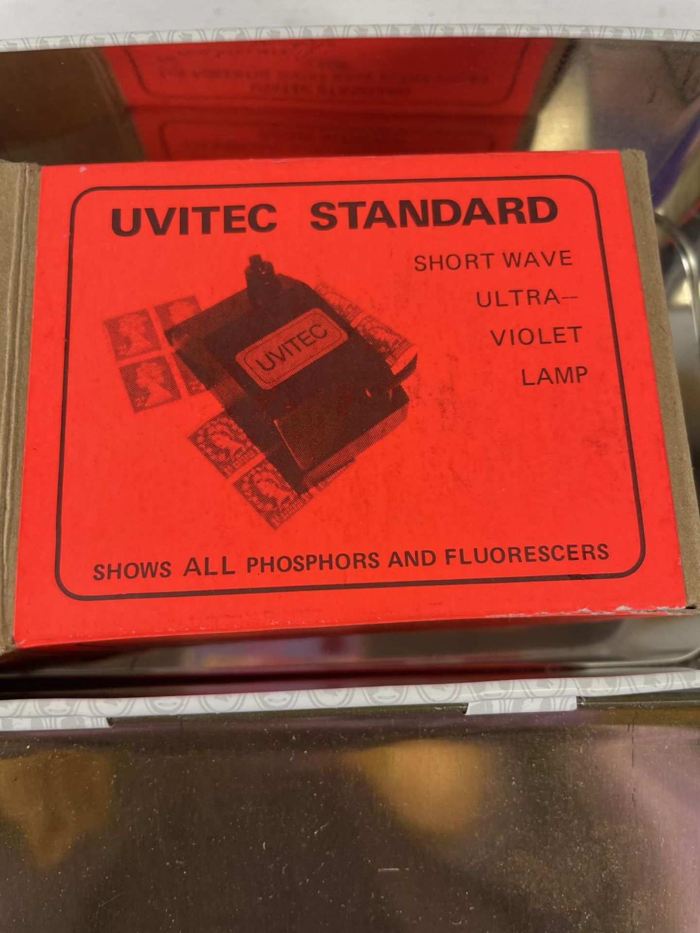 A UVITEC STANDARD SHORT WAVE ULTRA VIOLET LAMP - Bild 2 aus 3