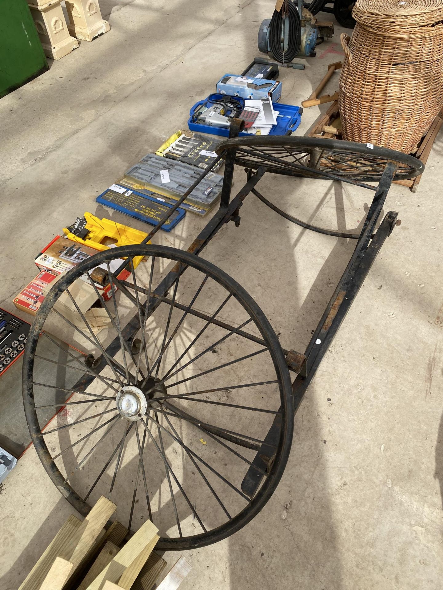 A VINTAGE METAL TWO WHEELED CART - Image 3 of 3