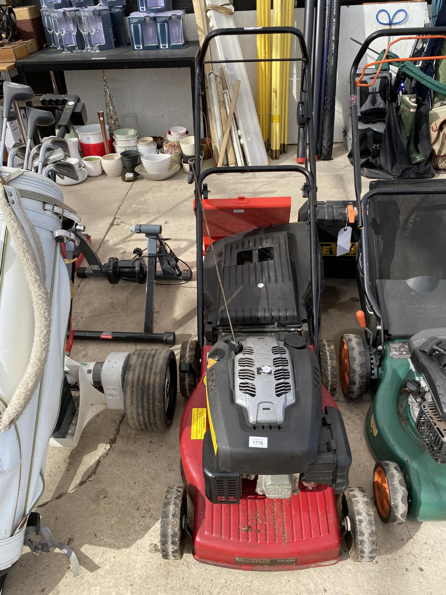 A MOUNTFIELD HP454 LAWN MOWER WITH PETROL ENGINE AND GRASS BOX