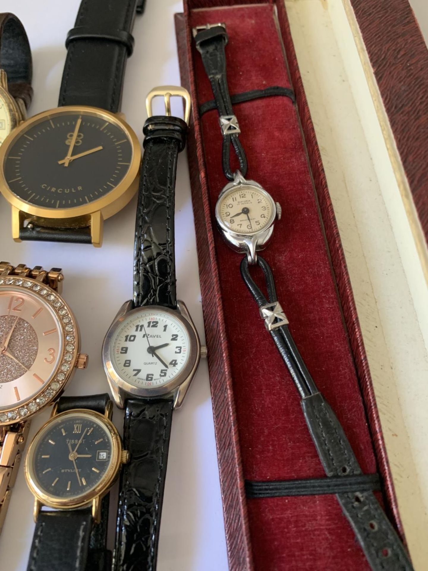 TEN VARIOUS WATCHES TO INCLUDE A VINTAGE BIFORA IN A PRESENTATION BOX - Image 3 of 5