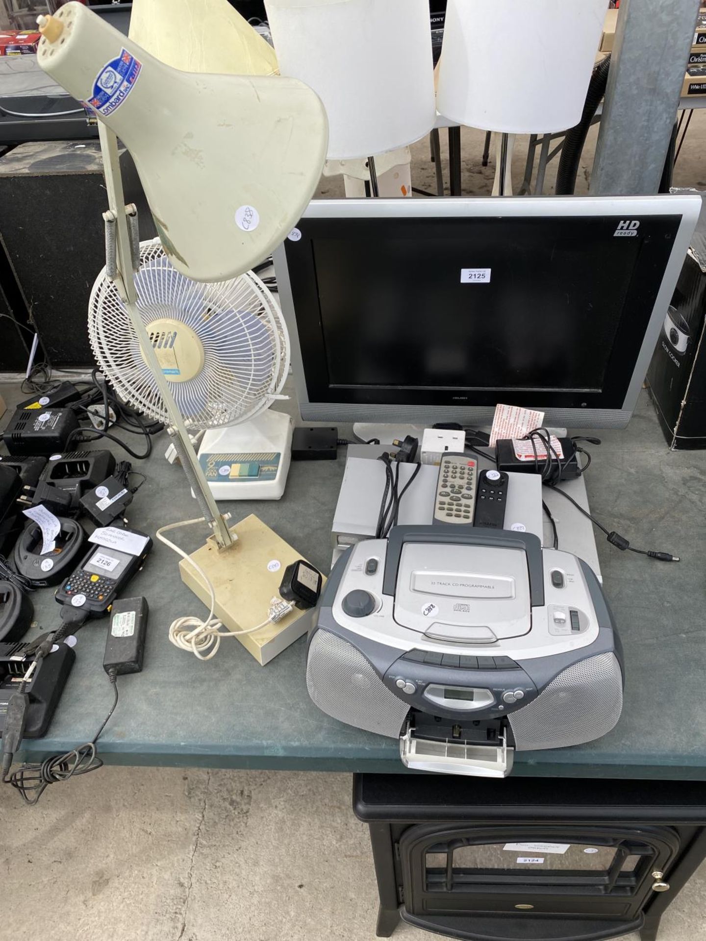 AN ASSORTMENT OF ITEMS TO INCLUDE AN ANGLE POISE LAMP, A BUSH 19" TELEVISION AND AN ALBA DVD PLAYER