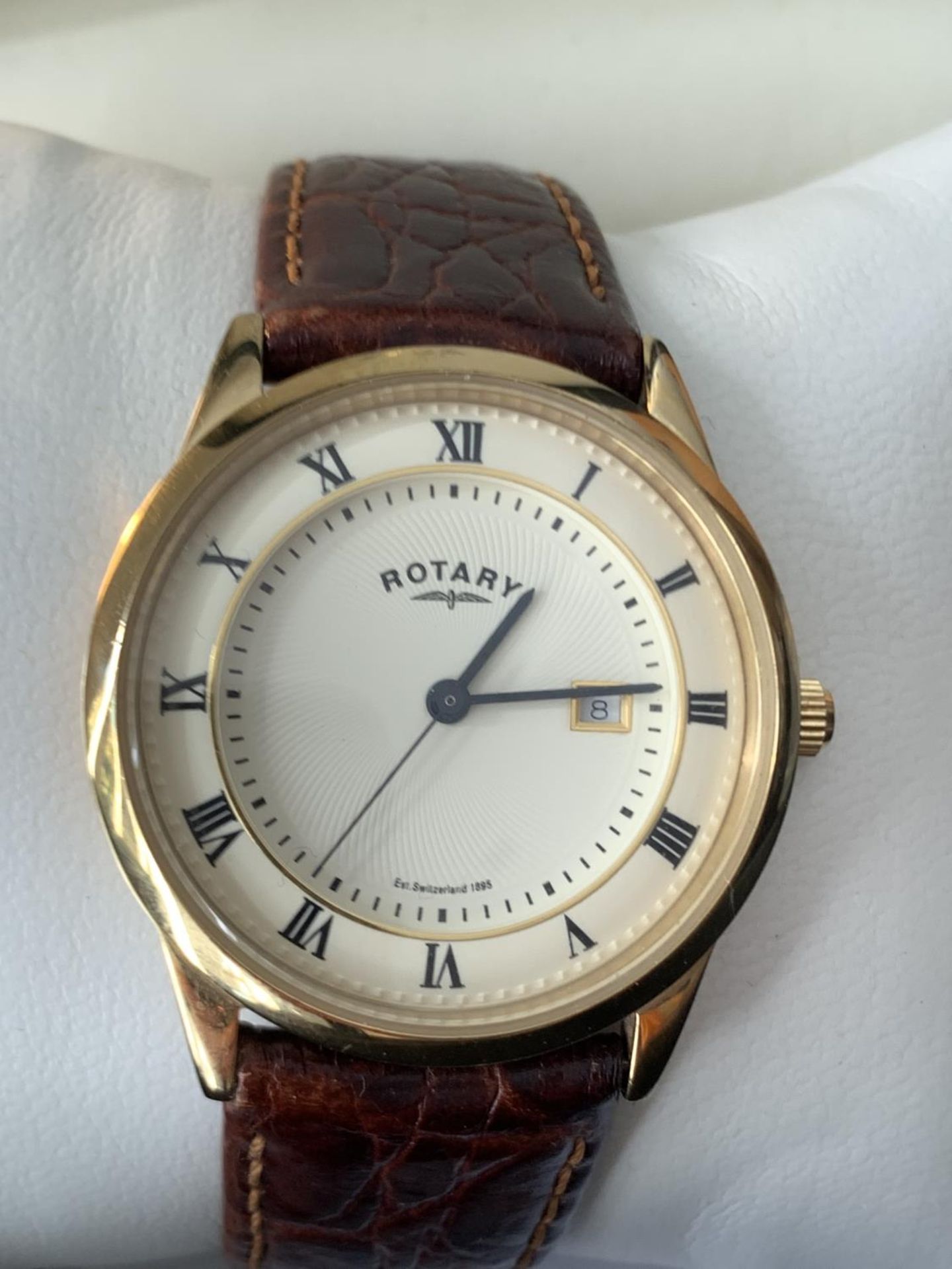 A ROTARY CALENDAR WRISTWATCH IN A PRESENTATION BOX SEEN WORKING BUT NO WARRANTY - Image 2 of 3