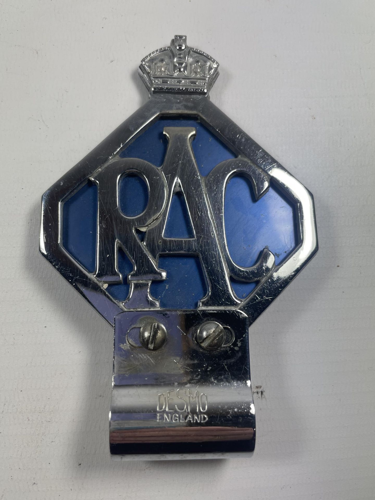 TWO VINTAGE BUMPER BADGES WITH CLIPS TO INCLUDE RAC AND CIVIL SERVICE MOTORING ASSOCIATION - Image 2 of 3